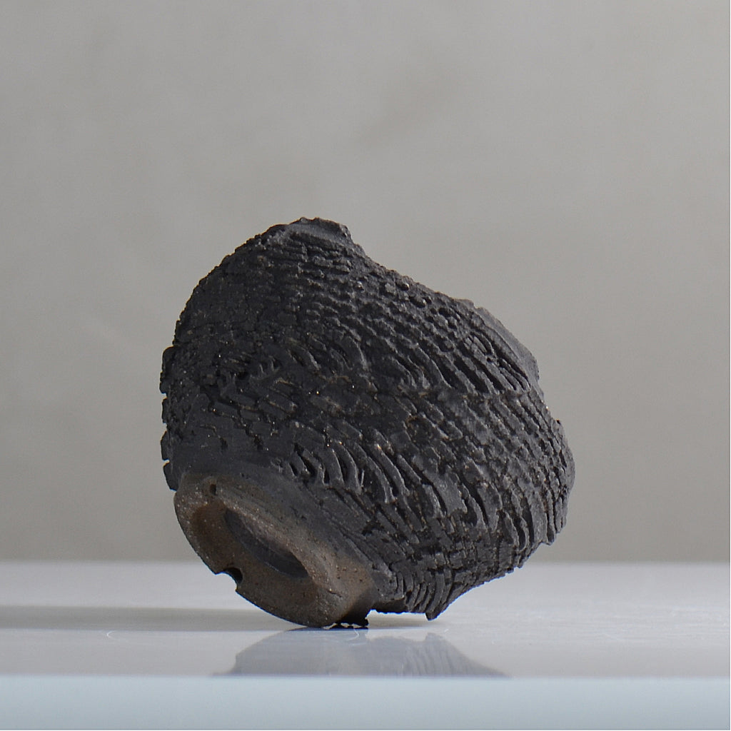 菊地元野 / DANSOU GLOSS ブラック / kg2_db07_s /  約φ9.5cm / 植木鉢