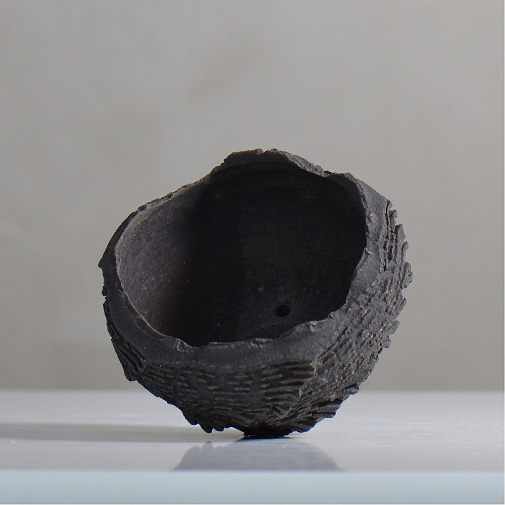 菊地元野 / DANSOU GLOSS ブラック / kg2_db07_s /  約φ9.5cm / 植木鉢