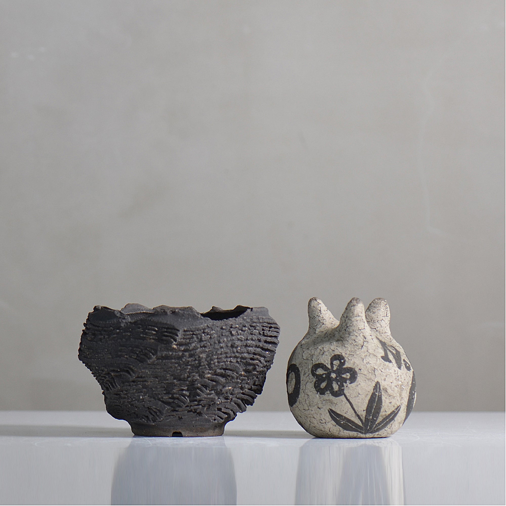 菊地元野 / DANSOU GLOSS ブラック / kg2_db07_s /  約φ9.5cm / 植木鉢