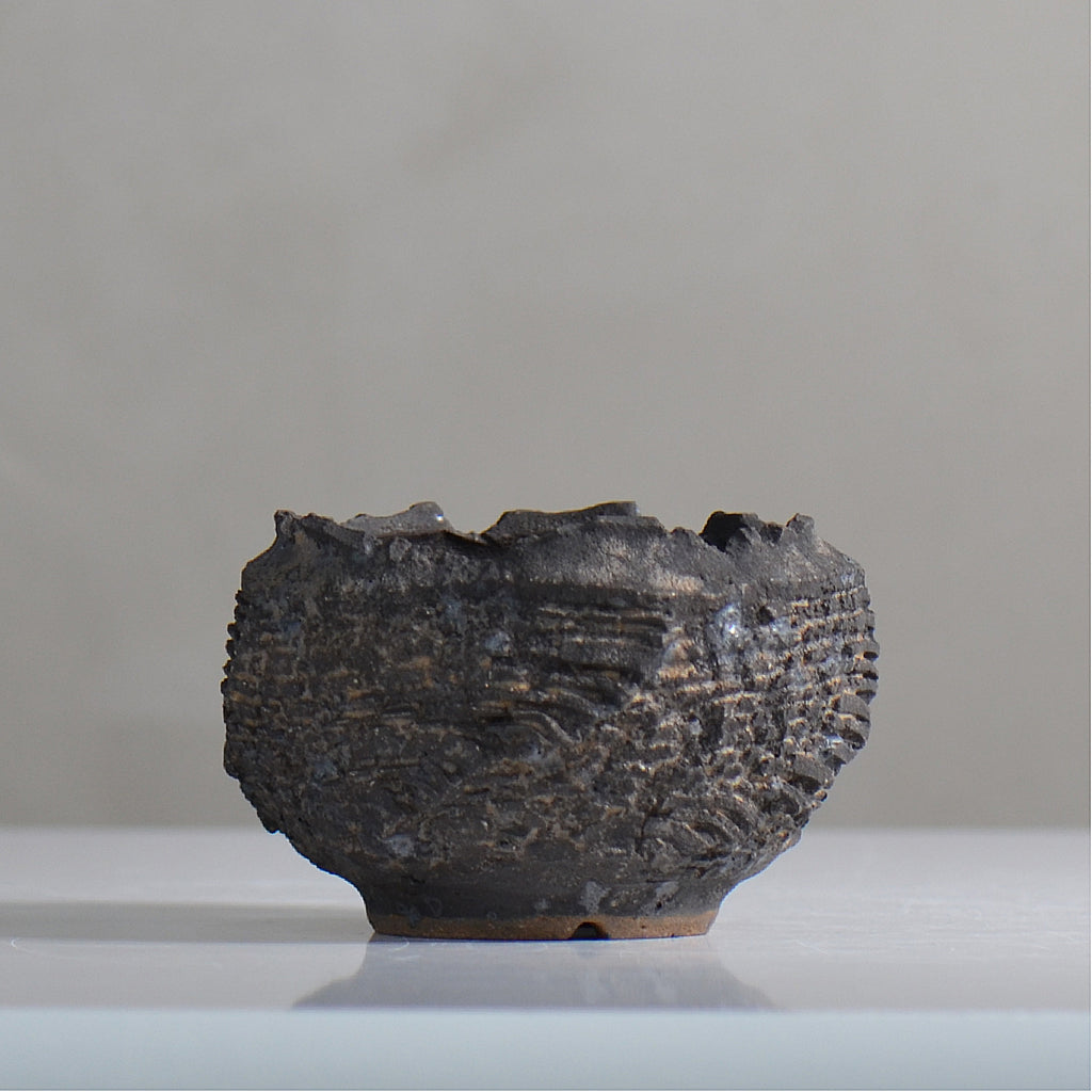 菊地元野 / DANSOU GLOSS ブラック / kg2_db08_xs /  約φ8.2cm / 植木鉢