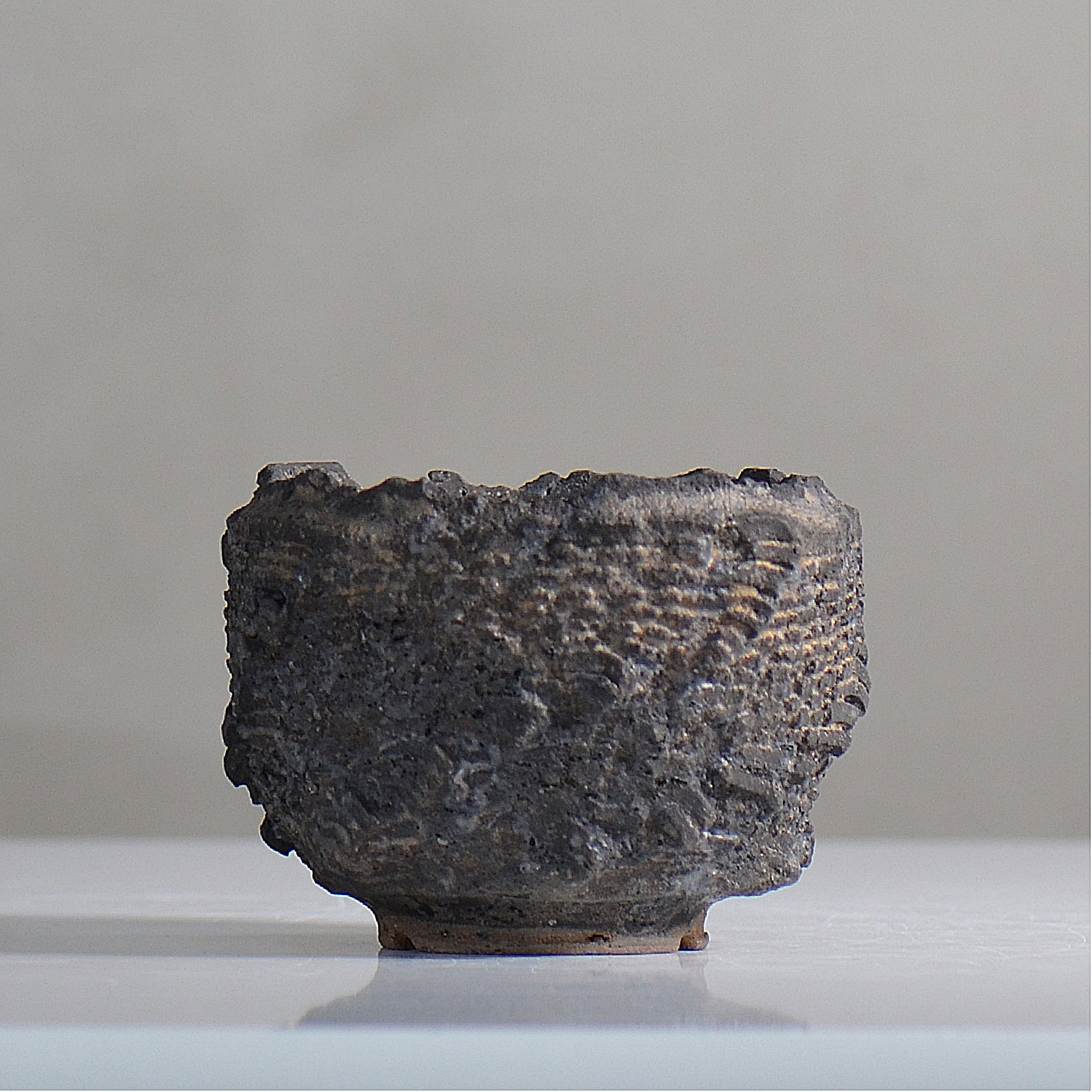 菊地元野 / DANSOU GLOSS ブラック / kg2_db09_xs /  約φ8.5cm / 植木鉢