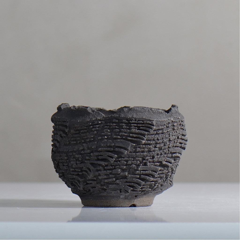 菊地元野 / DANSOU GLOSS ブラック / kg2_db10_xs /  約φ8cm / 植木鉢
