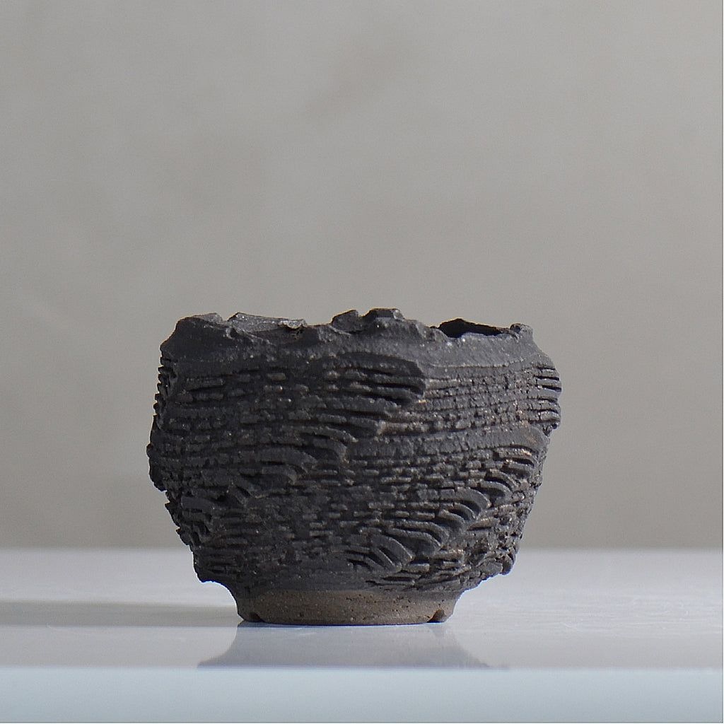 菊地元野 / DANSOU GLOSS ブラック / kg2_db10_xs /  約φ8cm / 植木鉢