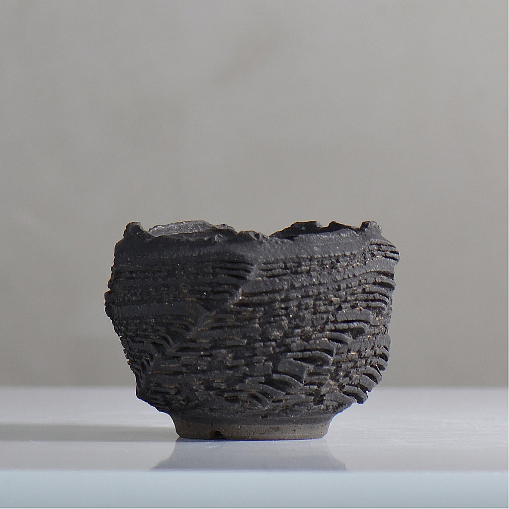 菊地元野 / DANSOU GLOSS ブラック / kg2_db10_xs /  約φ8cm / 植木鉢