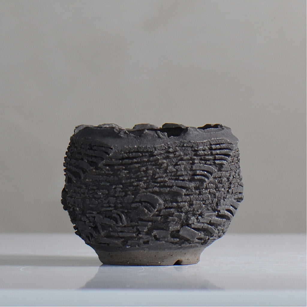 菊地元野 / DANSOU GLOSS ブラック / kg2_db11_xs /  約φ8cm / 植木鉢
