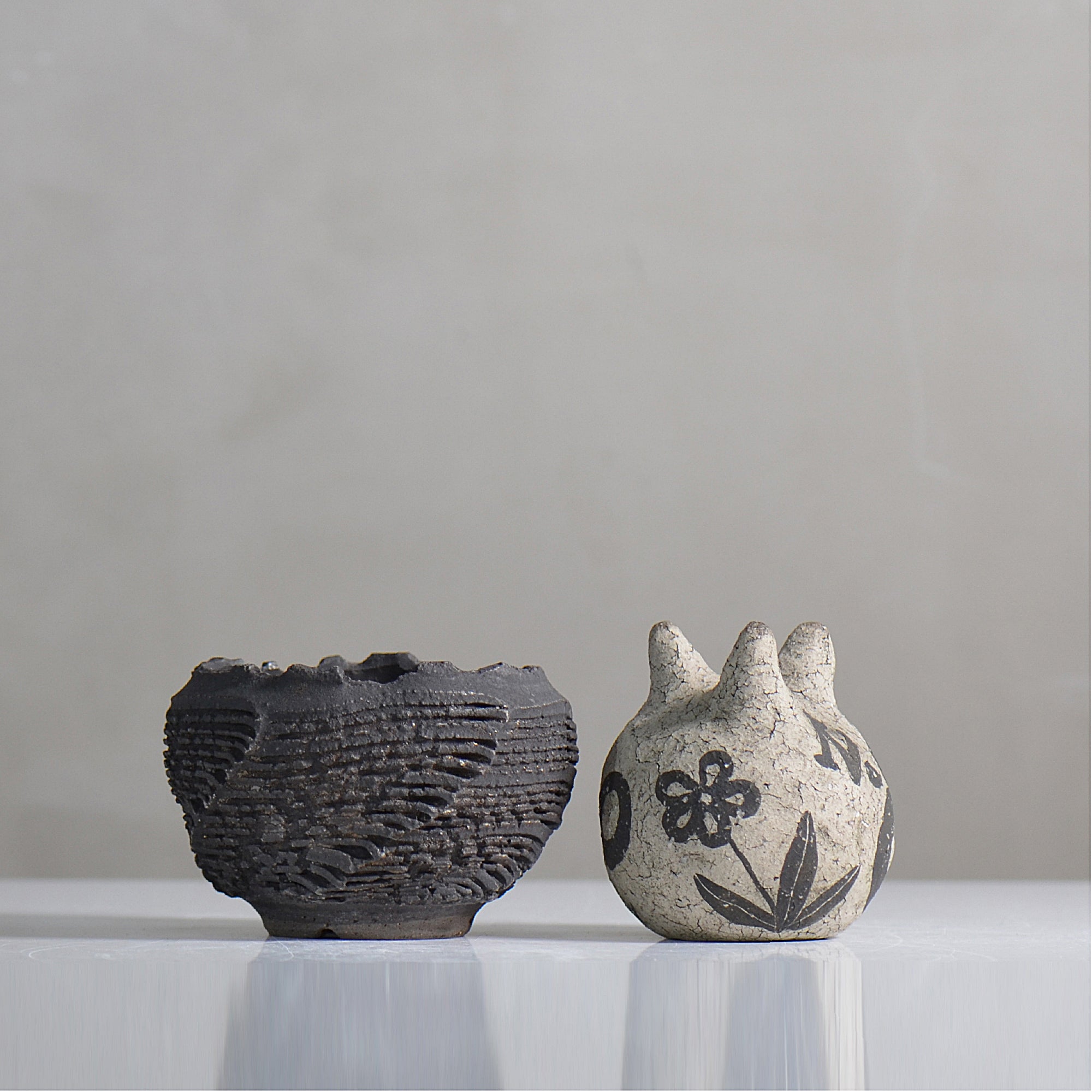 菊地元野 / DANSOU GLOSS ブラック / kg2_db12_xs /  約φ8.5cm / 植木鉢