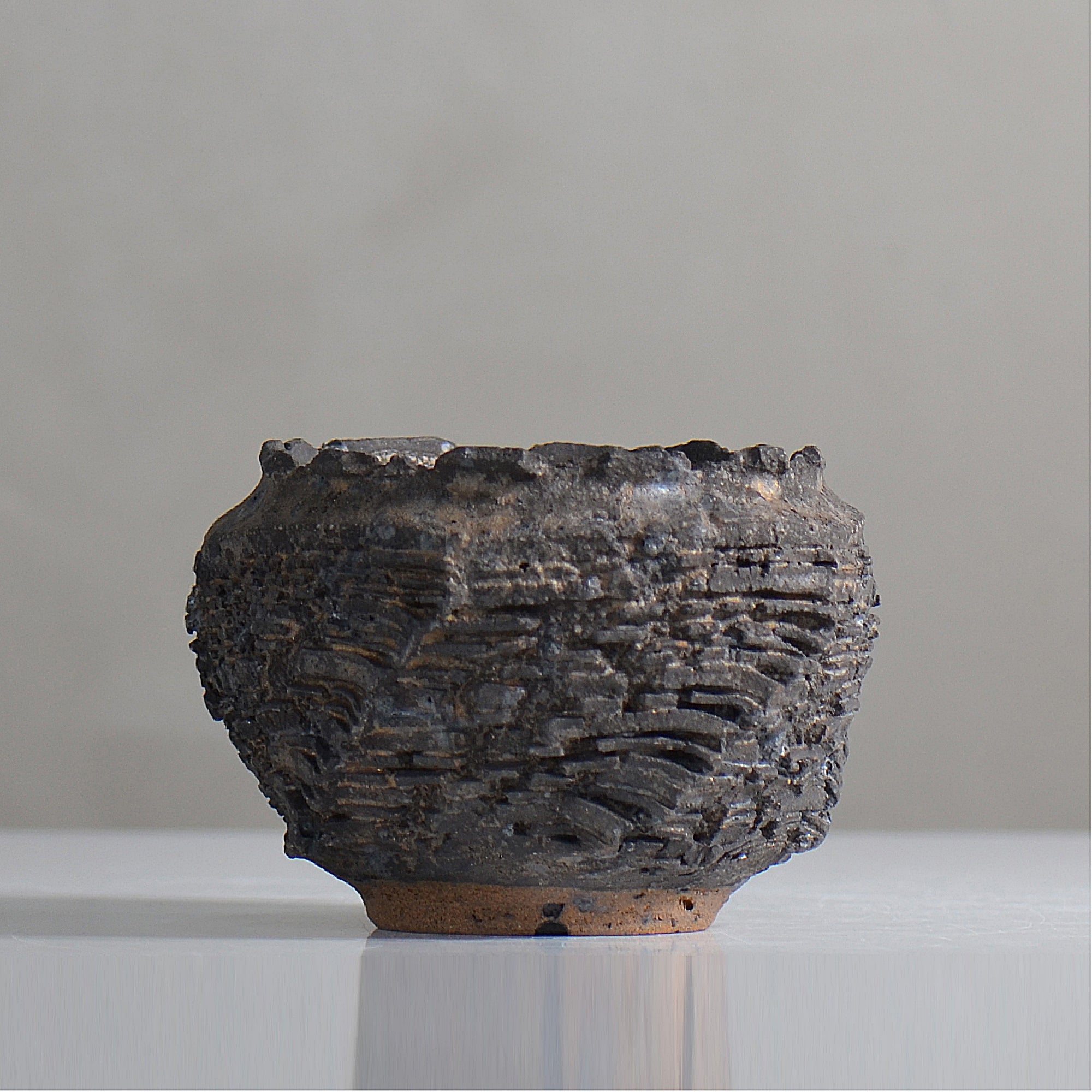 菊地元野 / DANSOU GLOSS ブラック / kg2_db14_s /  約φ9.5cm / 植木鉢