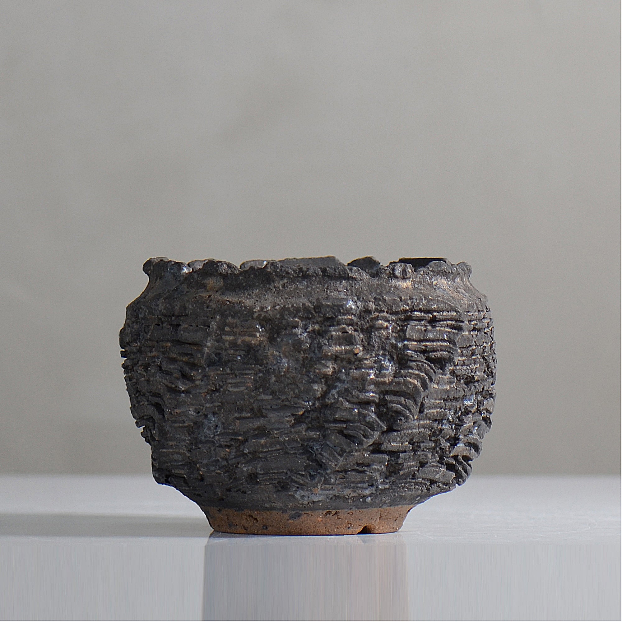 菊地元野 / DANSOU GLOSS ブラック / kg2_db14_s /  約φ9.5cm / 植木鉢
