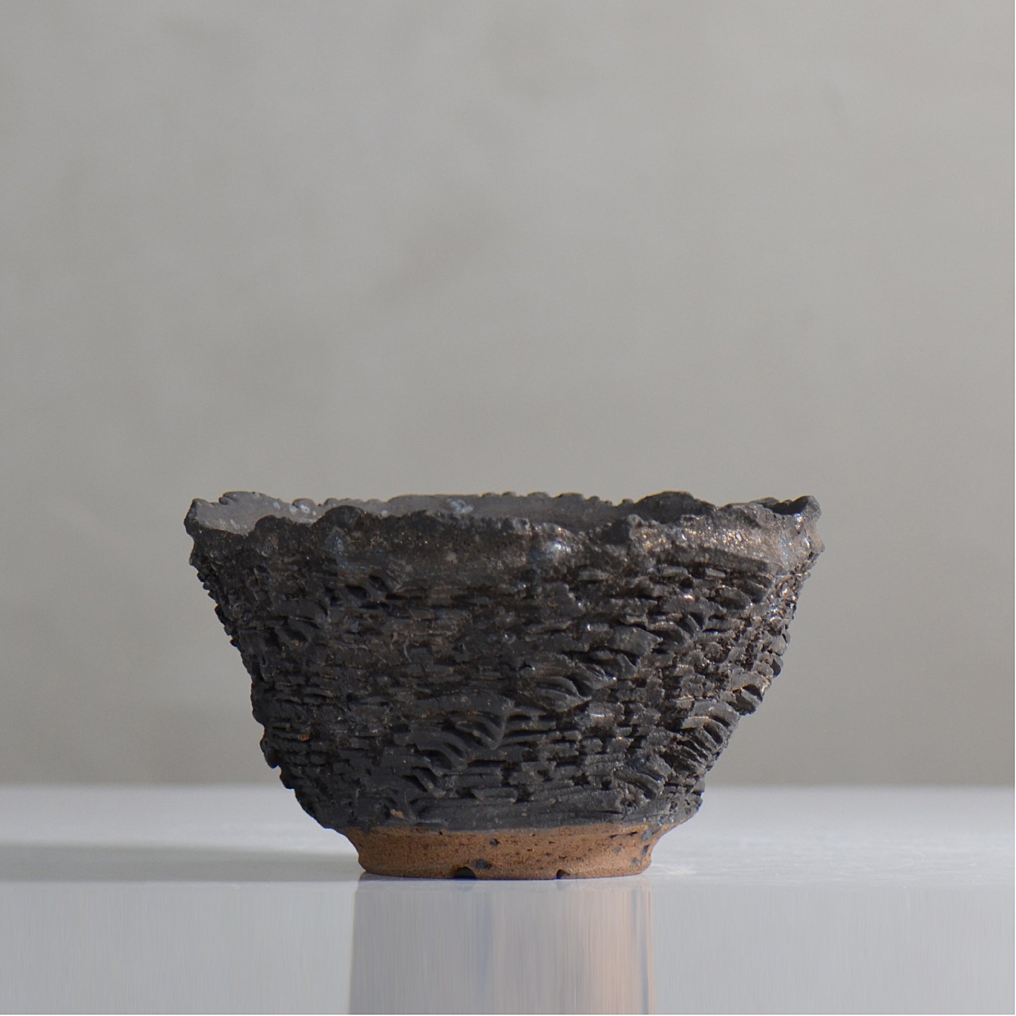 菊地元野 / DANSOU GLOSS ブラック / kg2_db16_m /  約φ14cm / 植木鉢