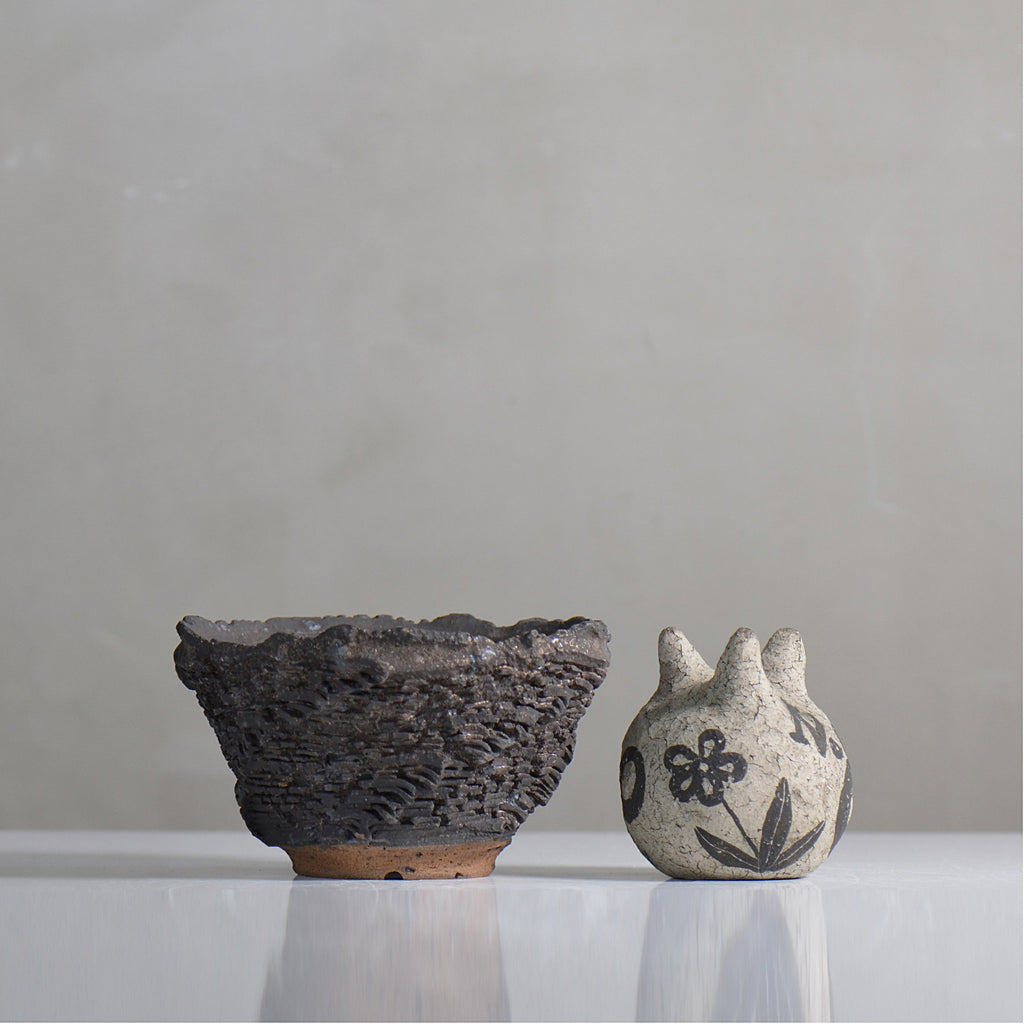 菊地元野 / DANSOU GLOSS ブラック / kg2_db16_m /  約φ14cm / 植木鉢