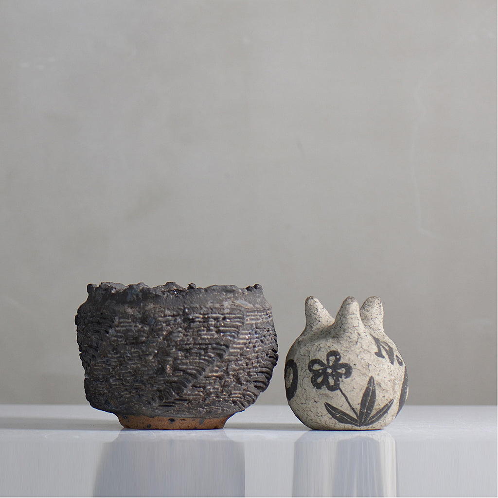 菊地元野 / DANSOU GLOSS ブラック / kg2_db17_s /  約φ10cm / 植木鉢