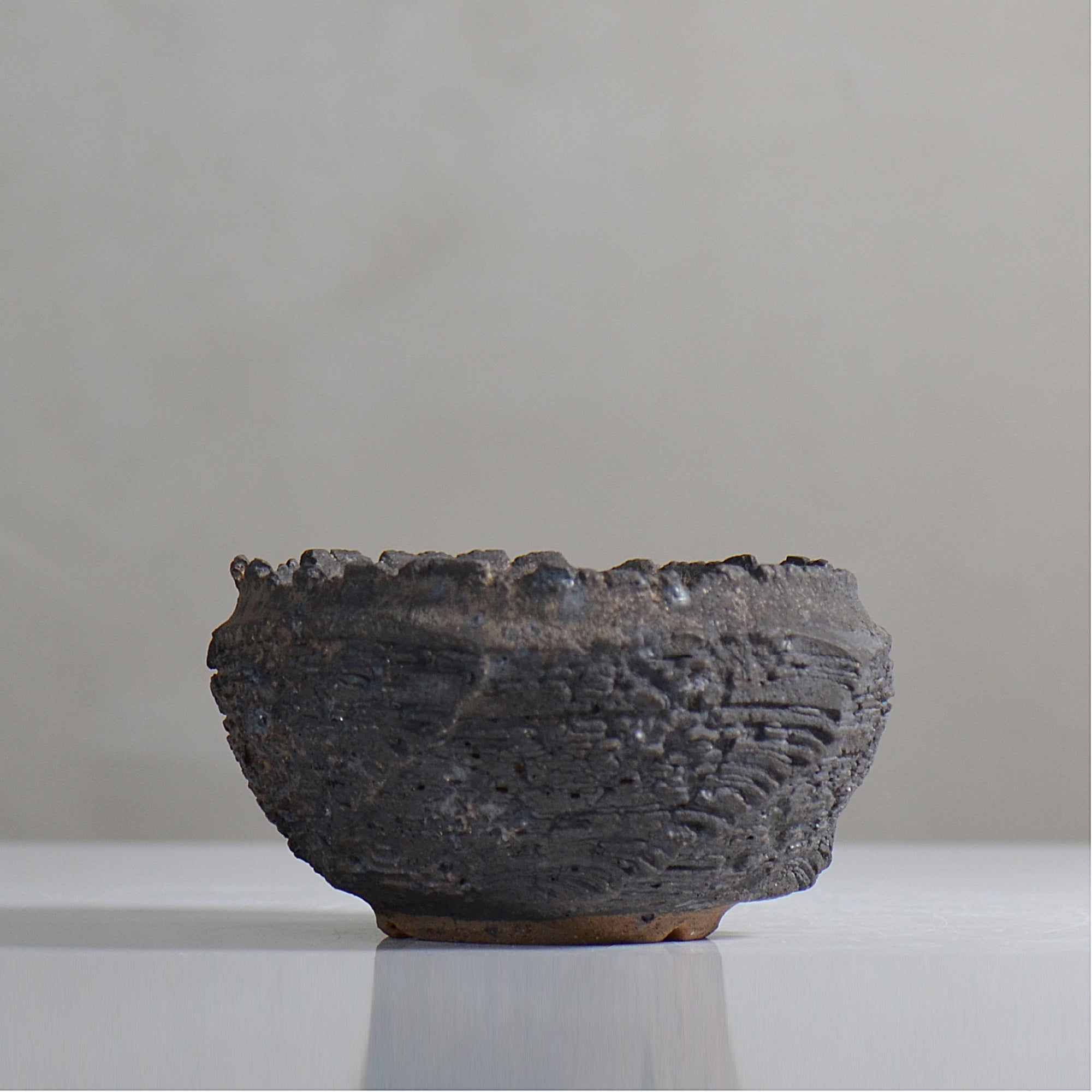 菊地元野 / DANSOU GLOSS ブラック / kg2_db18_s /  約φ11.7cm / 植木鉢