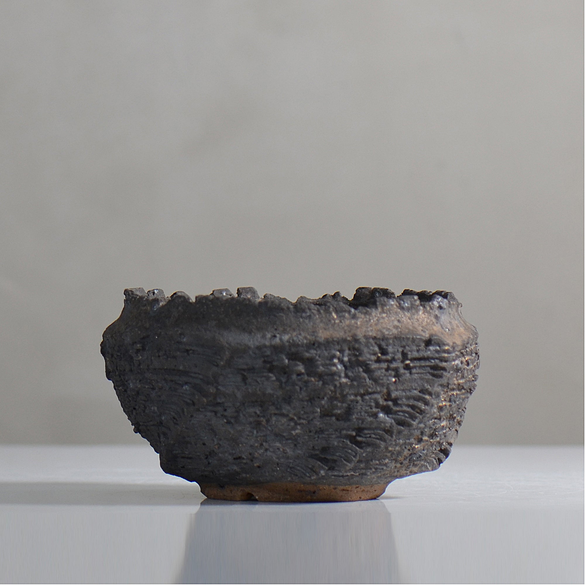 菊地元野 / DANSOU GLOSS ブラック / kg2_db18_s /  約φ11.7cm / 植木鉢
