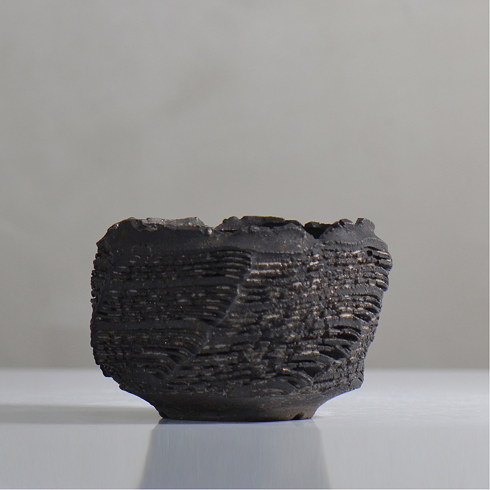 菊地元野 / DANSOU GLOSS ブラック / kg2_db20_s /  約φ10cm / 植木鉢