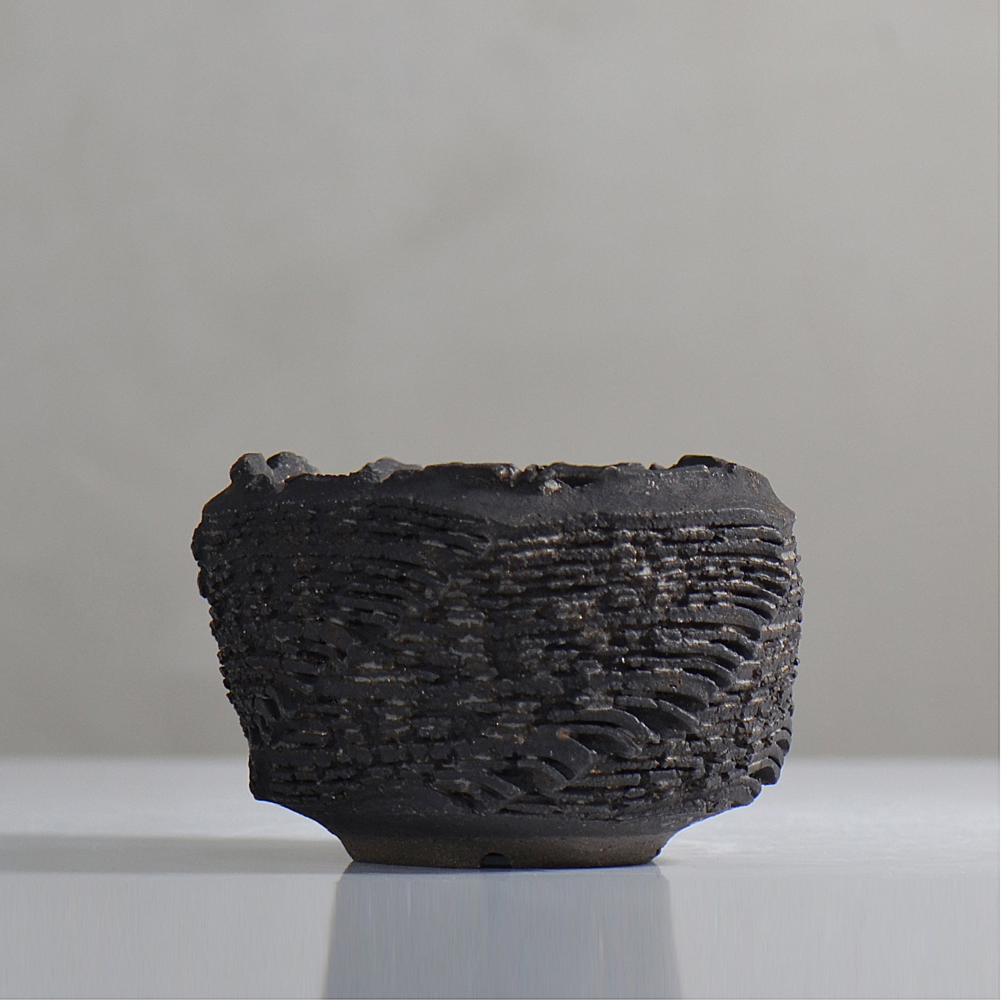 菊地元野 / DANSOU GLOSS ブラック / kg2_db20_s /  約φ10cm / 植木鉢