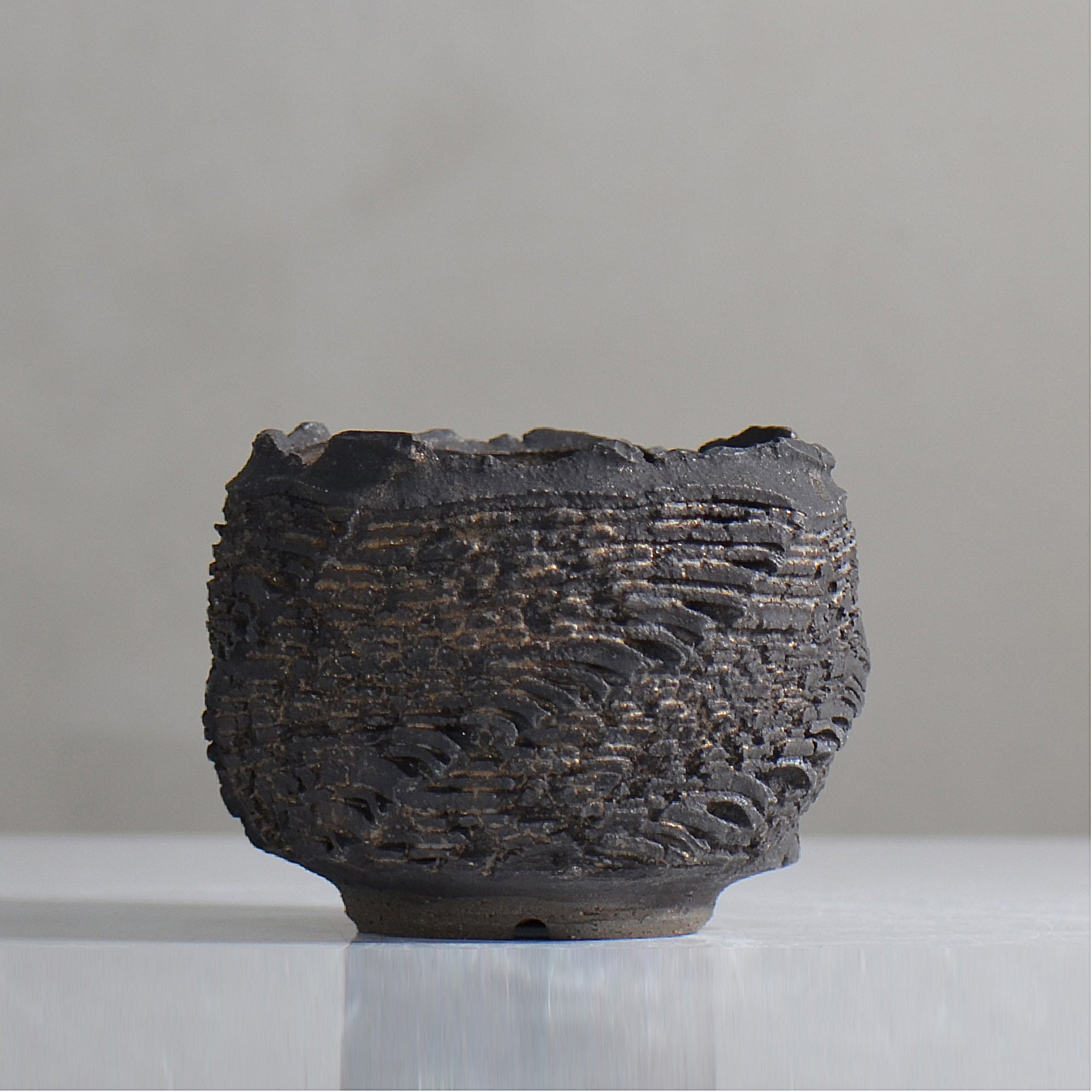 菊地元野 / DANSOU GLOSS ブラック / kg2_db21_s /  約φ9.5cm / 植木鉢