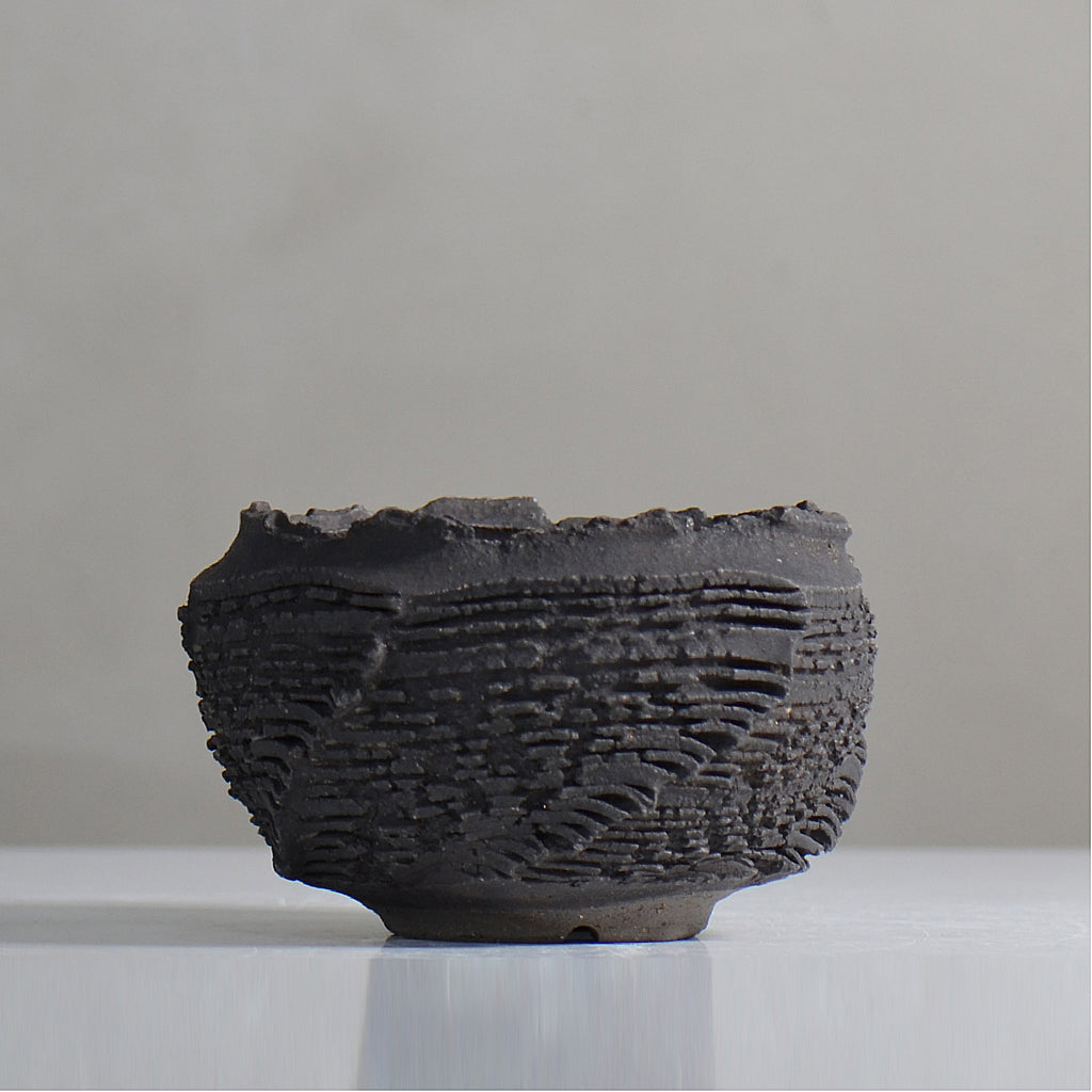 菊地元野 / DANSOU GLOSS ブラック / kg2_db23_s /  約φ10.5cm / 植木鉢