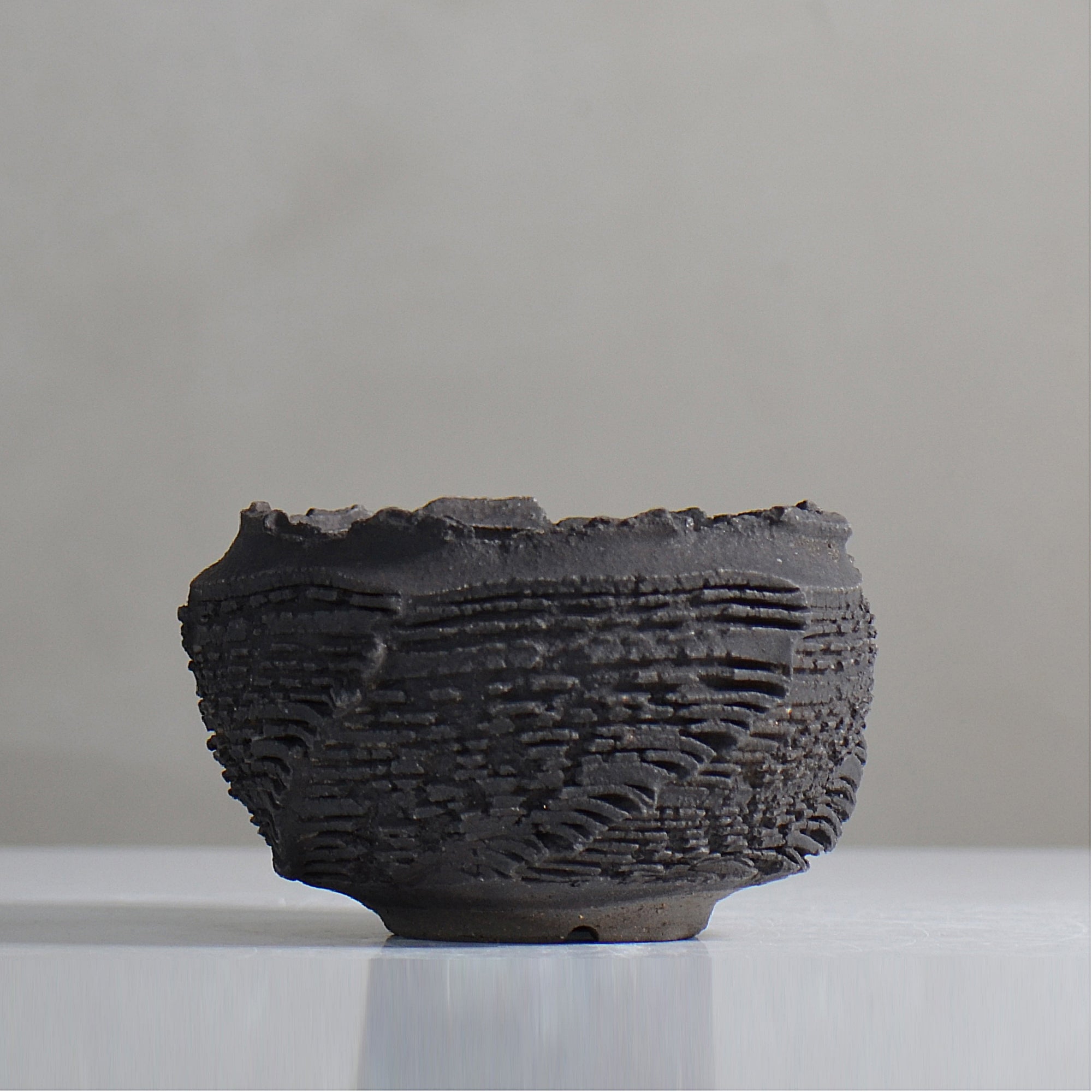 菊地元野 / DANSOU GLOSS ブラック / kg2_db23_s /  約φ10.5cm / 植木鉢