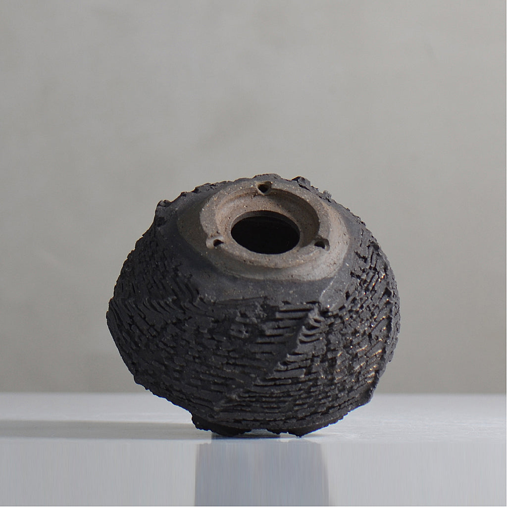 菊地元野 / DANSOU GLOSS ブラック / kg2_db23_s /  約φ10.5cm / 植木鉢