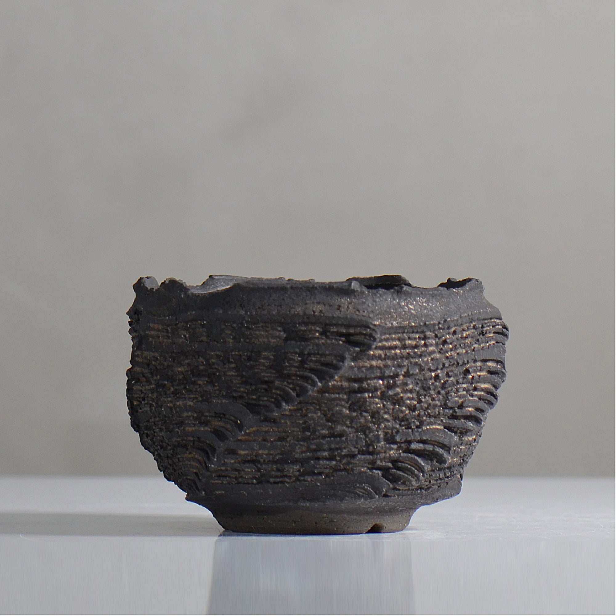 菊地元野 / DANSOU GLOSS ブラック / kg2_db24_s /  約φ10.5cm / 植木鉢