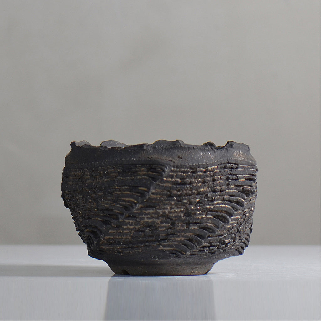 菊地元野 / DANSOU GLOSS ブラック / kg2_db24_s /  約φ10.5cm / 植木鉢