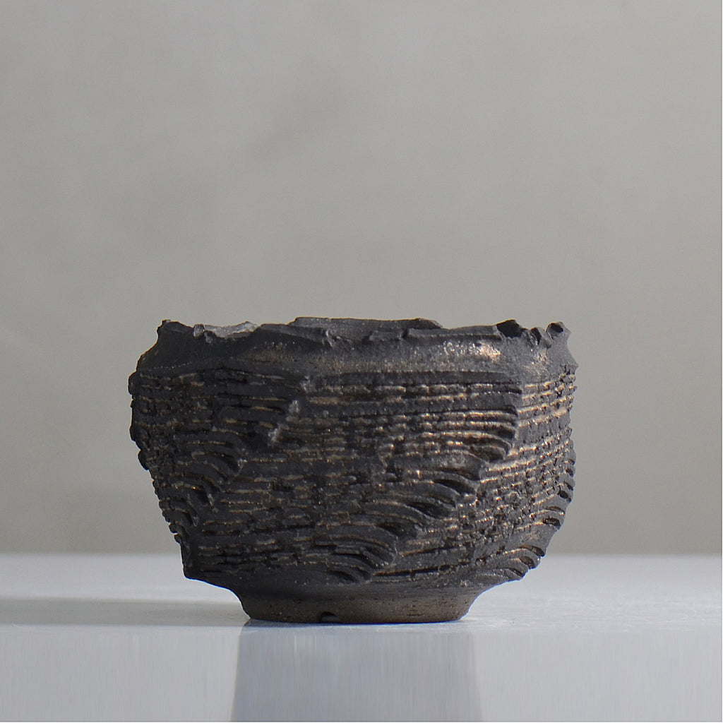 菊地元野 / DANSOU GLOSS ブラック / kg2_db24_s /  約φ10.5cm / 植木鉢