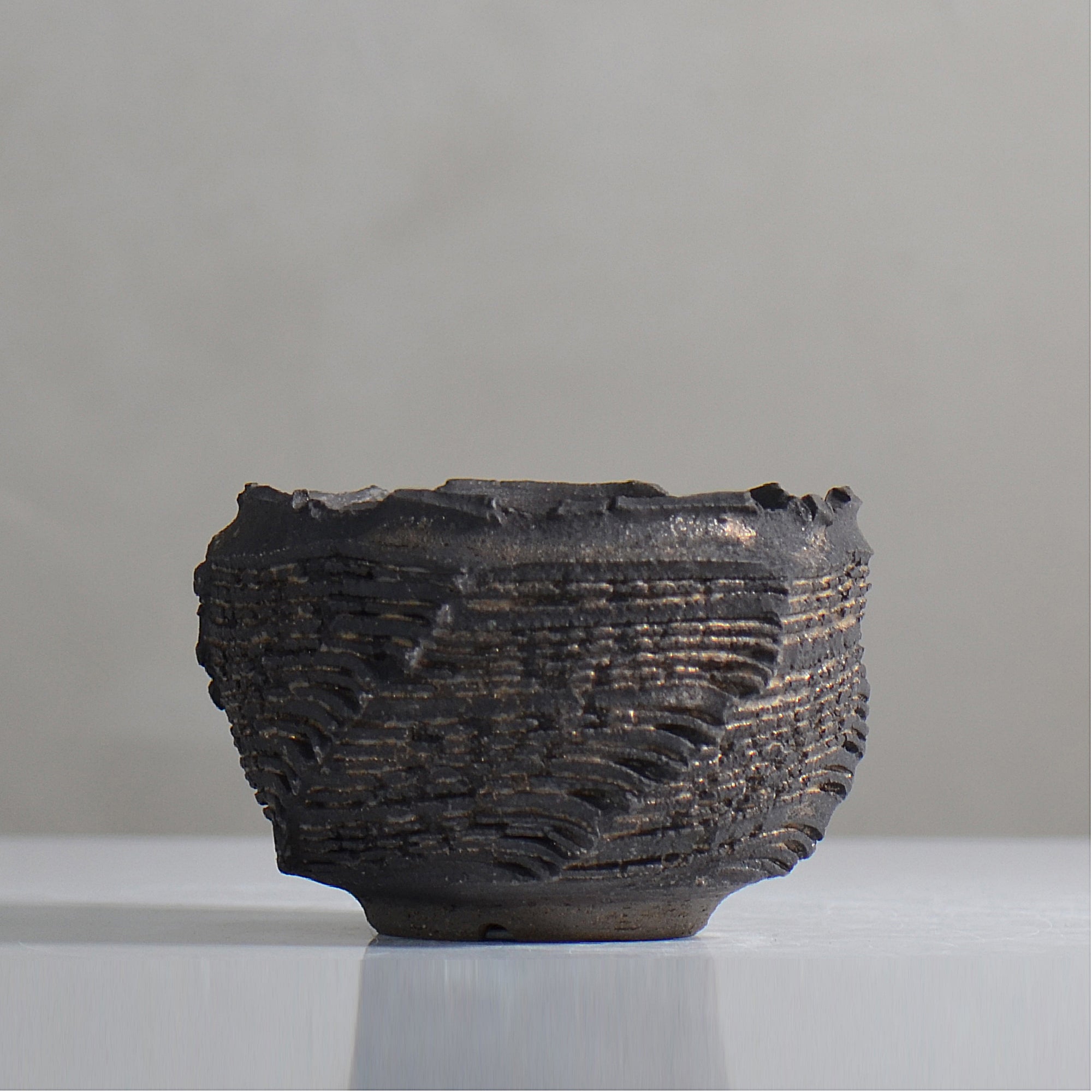菊地元野 / DANSOU GLOSS ブラック / kg2_db24_s /  約φ10.5cm / 植木鉢