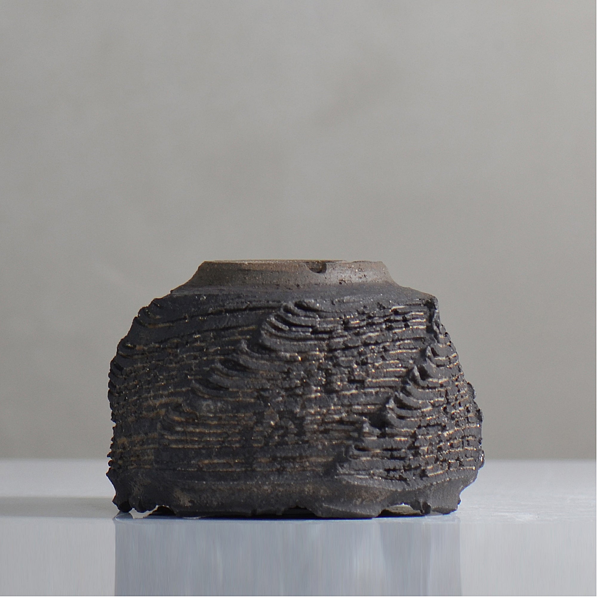 菊地元野 / DANSOU GLOSS ブラック / kg2_db24_s /  約φ10.5cm / 植木鉢