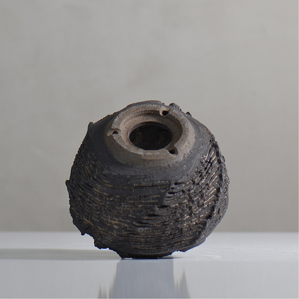 菊地元野 / DANSOU GLOSS ブラック / kg2_db24_s /  約φ10.5cm / 植木鉢
