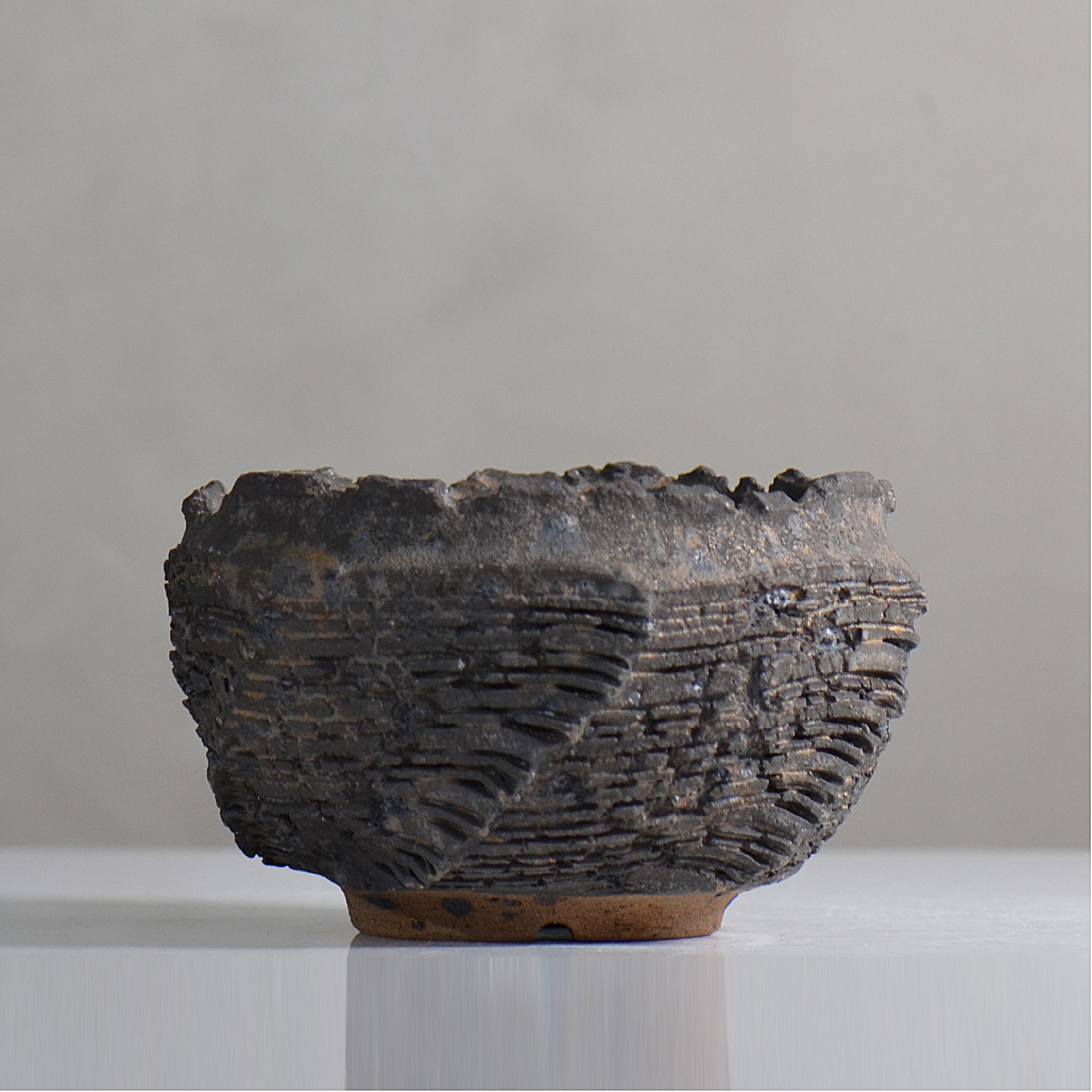 菊地元野 / DANSOU GLOSS ブラック / kg2_db25_m /  約φ13.5cm / 植木鉢