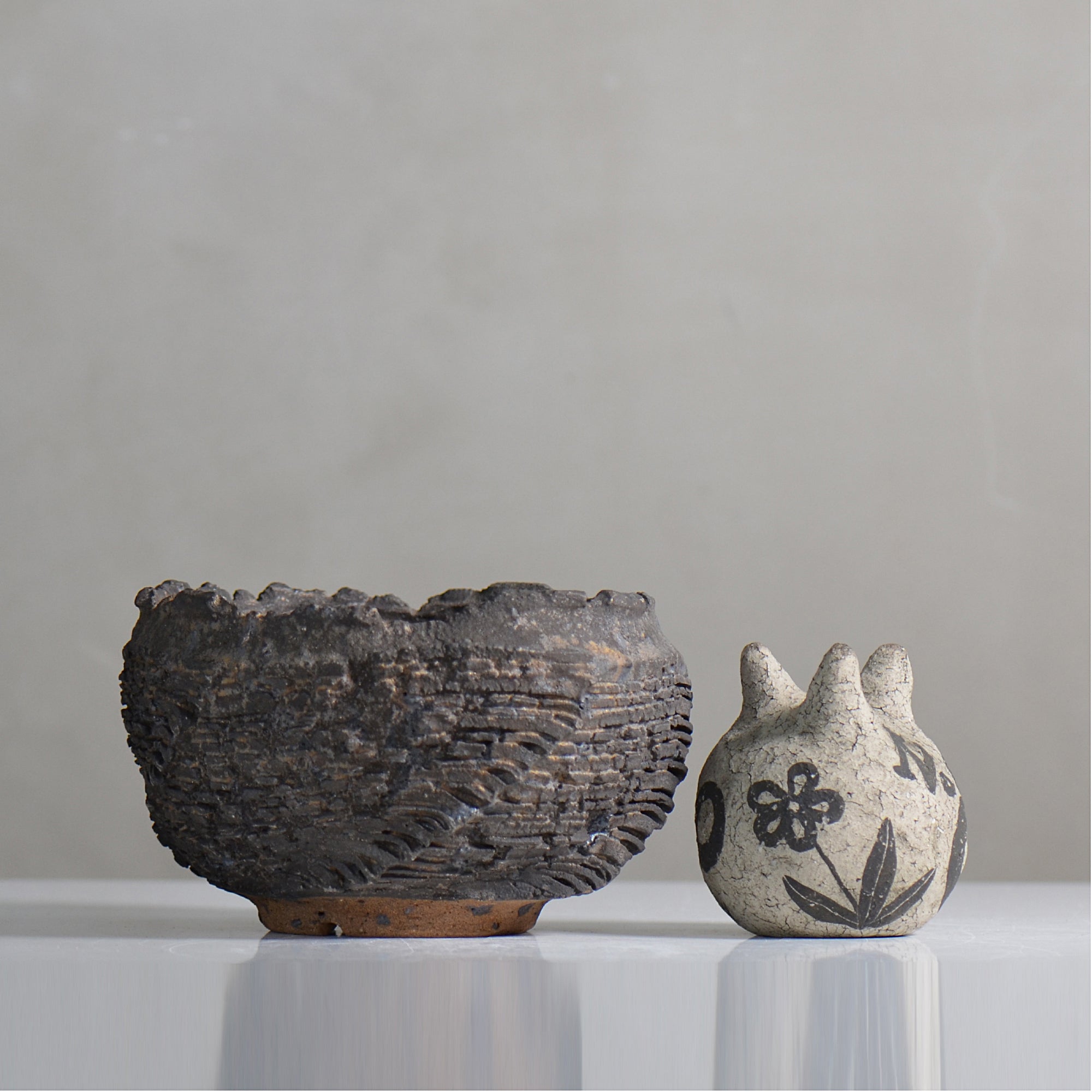 菊地元野 / DANSOU GLOSS ブラック / kg2_db25_m /  約φ13.5cm / 植木鉢
