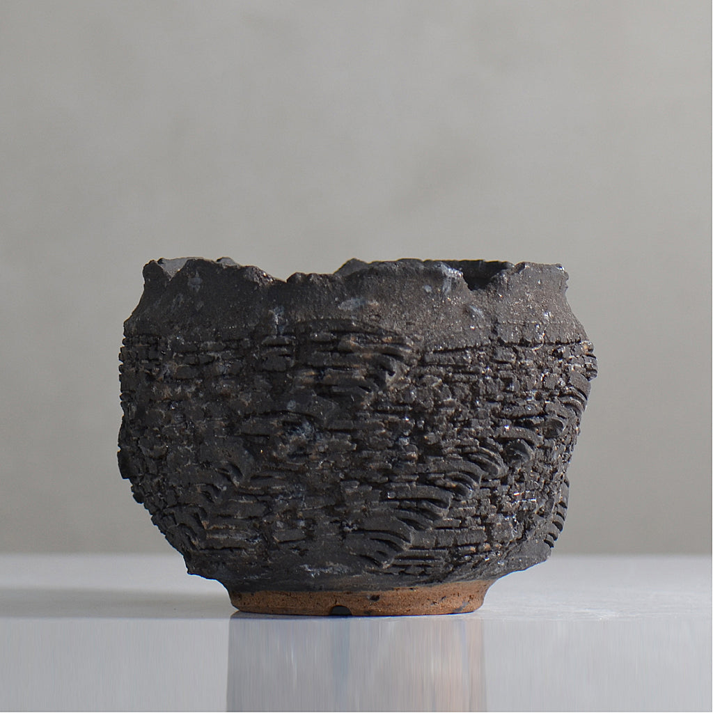 菊地元野 / DANSOU GLOSS ブラック / kg2_db26_m /  約φ12.5cm / 植木鉢