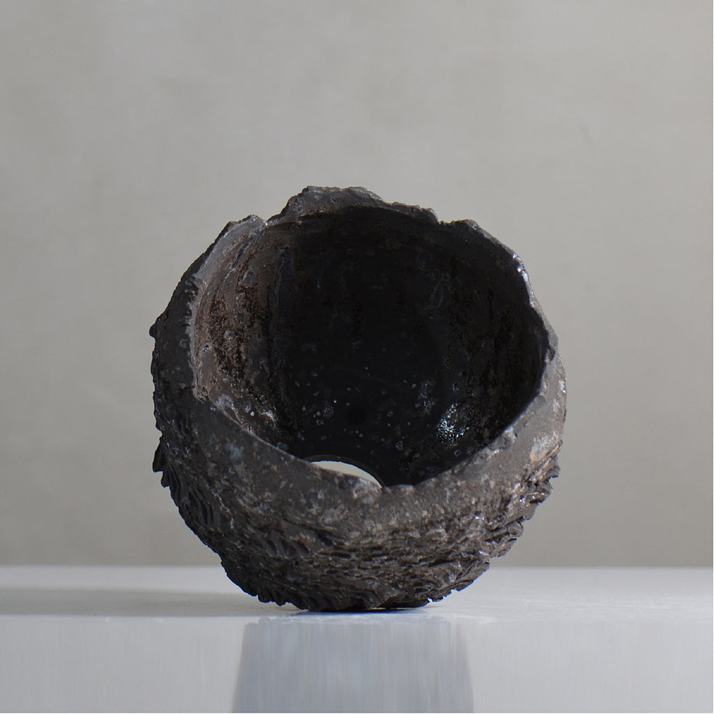 菊地元野 / DANSOU GLOSS ブラック / kg2_db26_m /  約φ12.5cm / 植木鉢