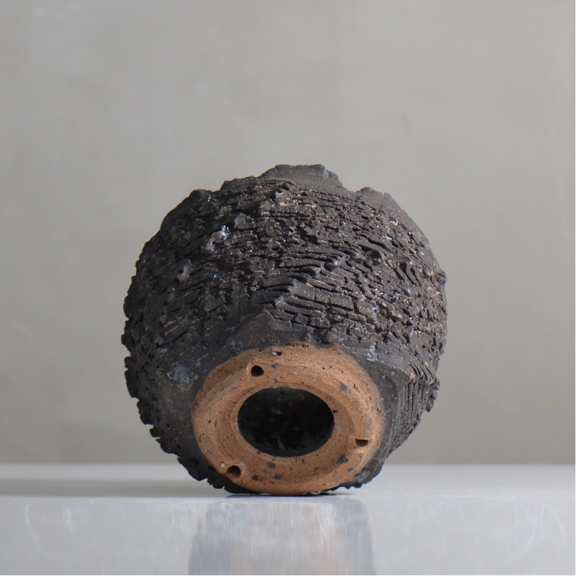 菊地元野 / DANSOU GLOSS ブラック / kg2_db26_m /  約φ12.5cm / 植木鉢