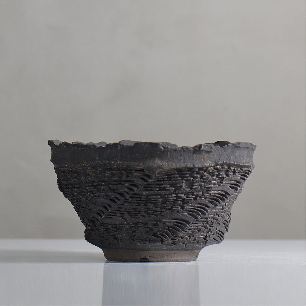 菊地元野 / DANSOU GLOSS ブラック / kg2_db27_l /  約φ16cm / 植木鉢