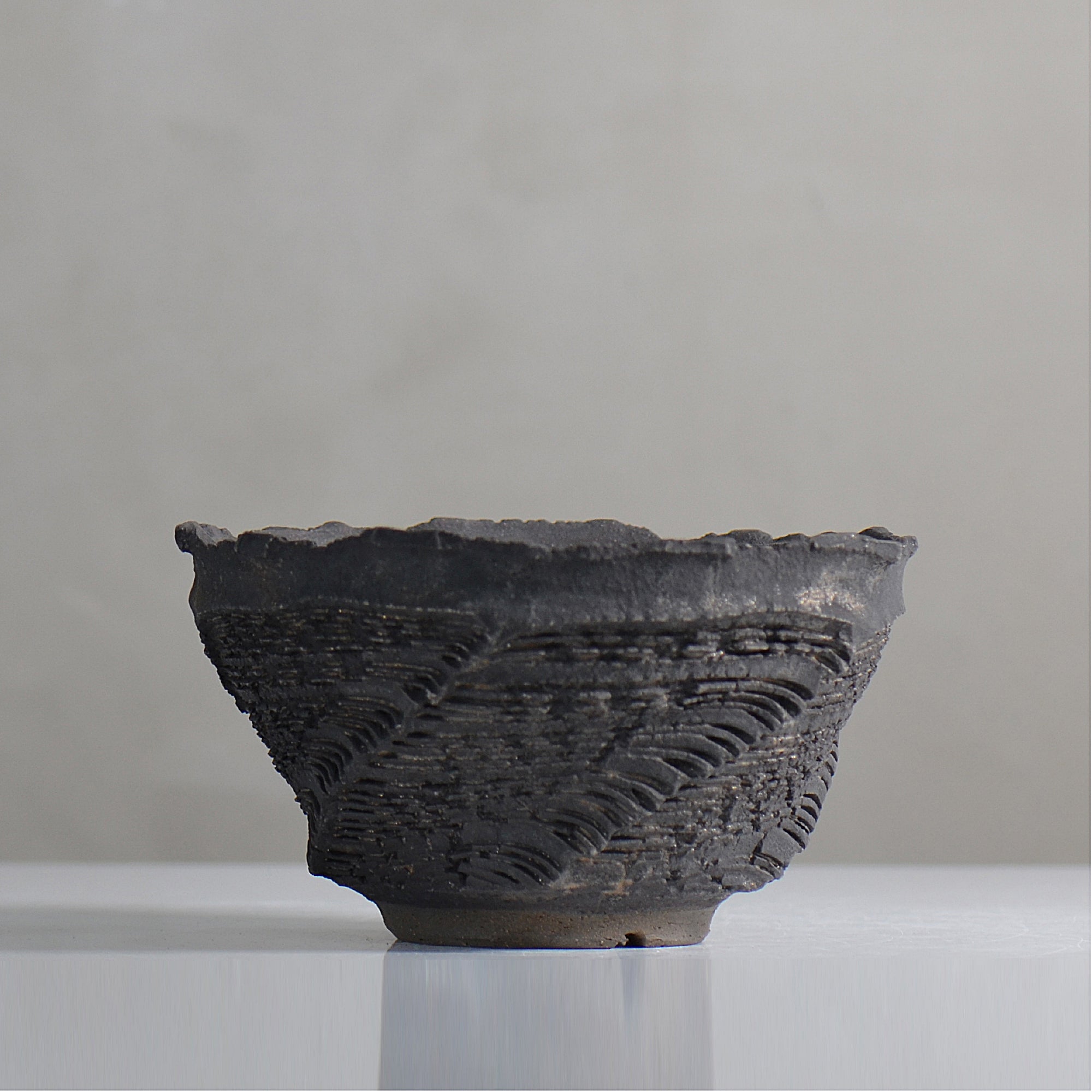 菊地元野 / DANSOU GLOSS ブラック / kg2_db27_l /  約φ16cm / 植木鉢