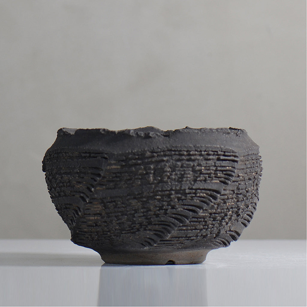菊地元野 / DANSOU GLOSS ブラック / kg2_db28_m /  約φ13.5cm / 植木鉢