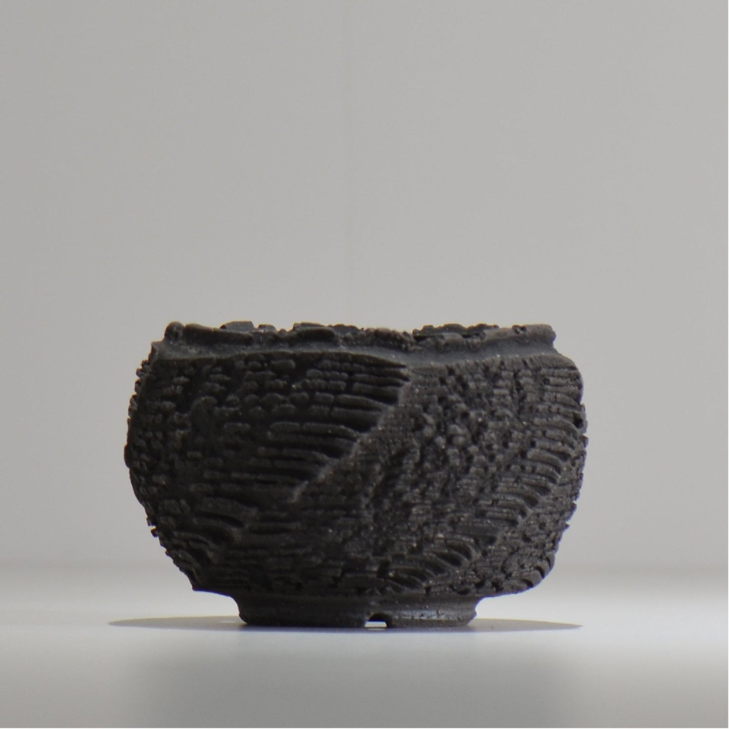 菊地元野 / DANSOU GLOSS　ブラック / kg_db02_s /  約φ9.5cm / 植木鉢