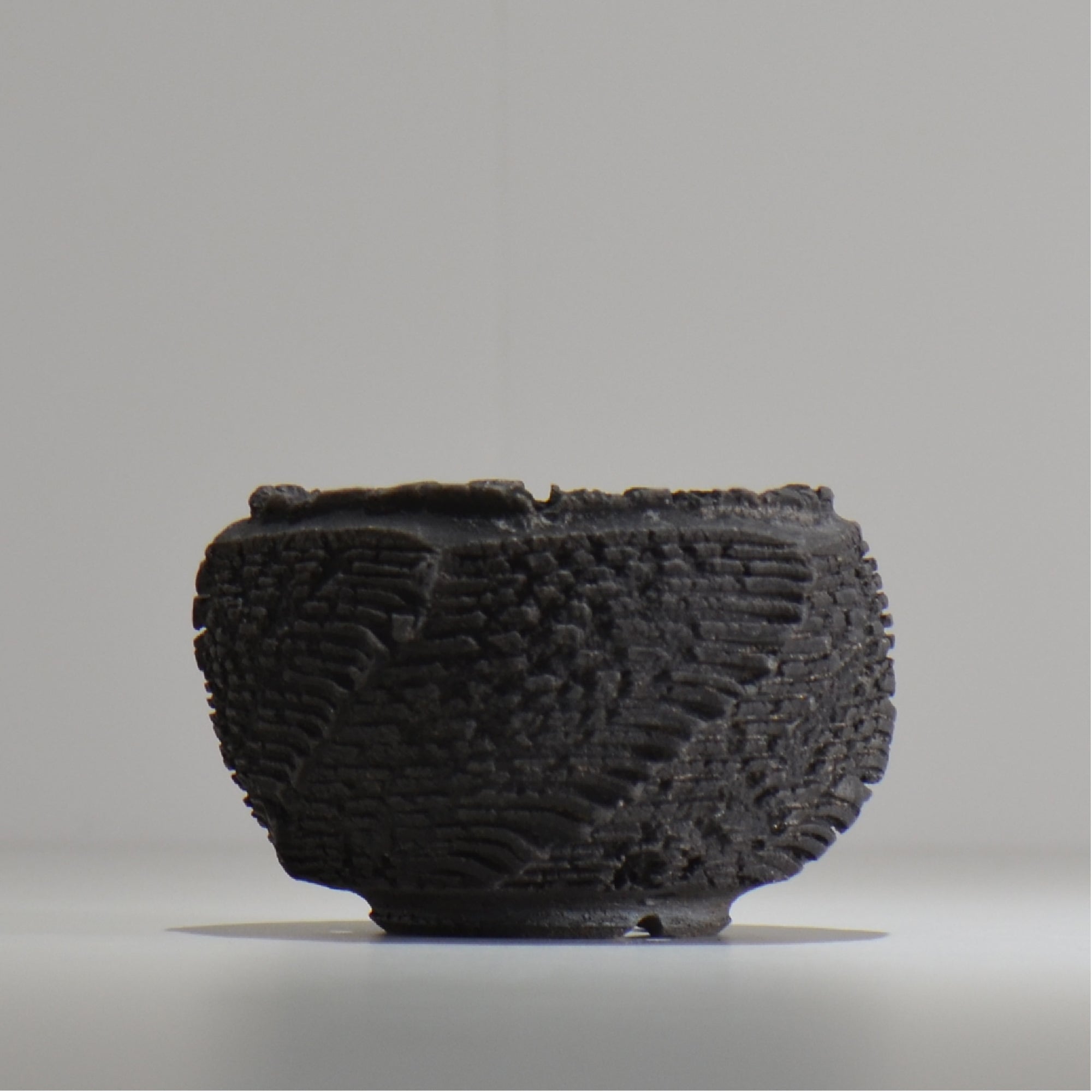 菊地元野 / DANSOU GLOSS　ブラック / kg_db02_s /  約φ9.5cm / 植木鉢