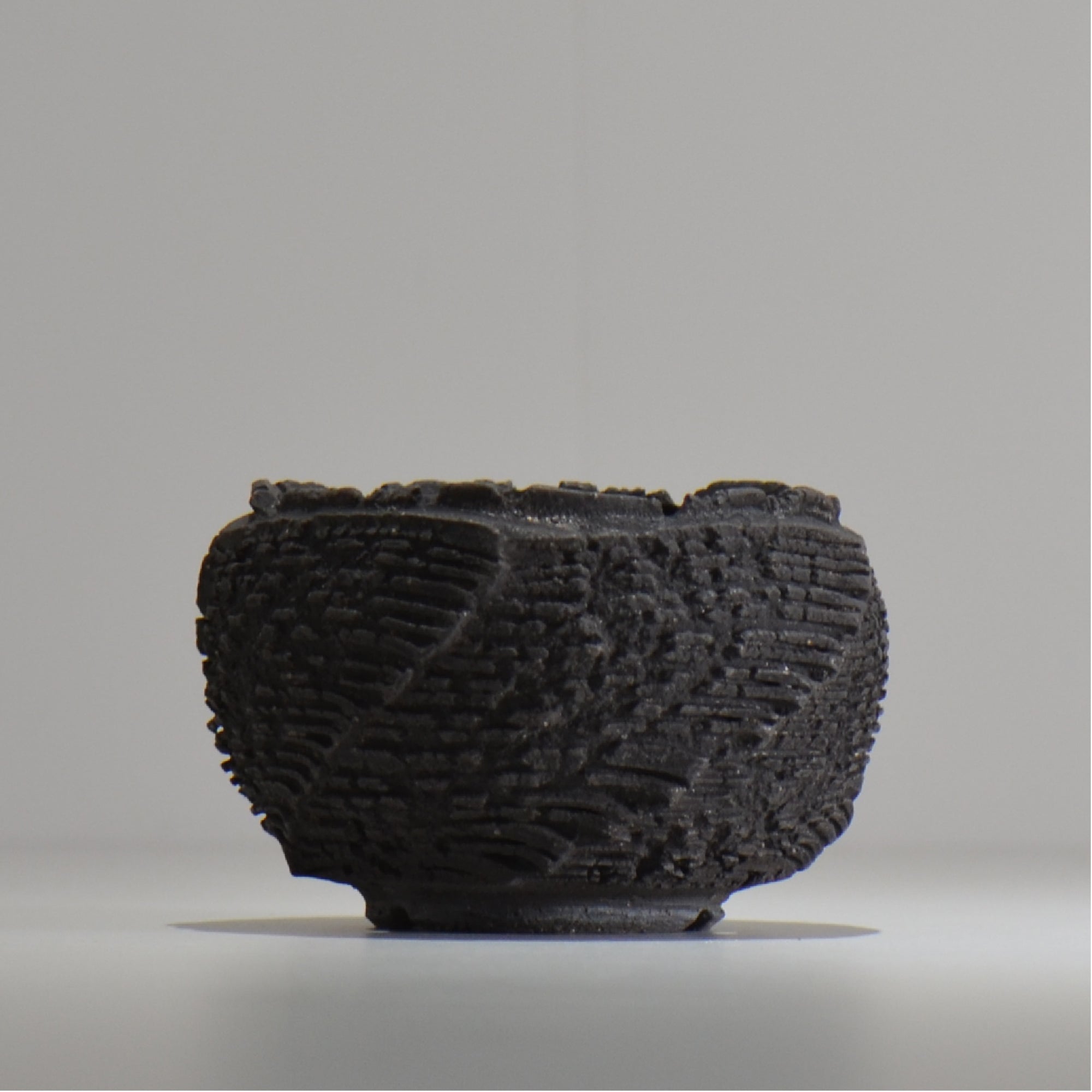 菊地元野 / DANSOU GLOSS　ブラック / kg_db02_s /  約φ9.5cm / 植木鉢