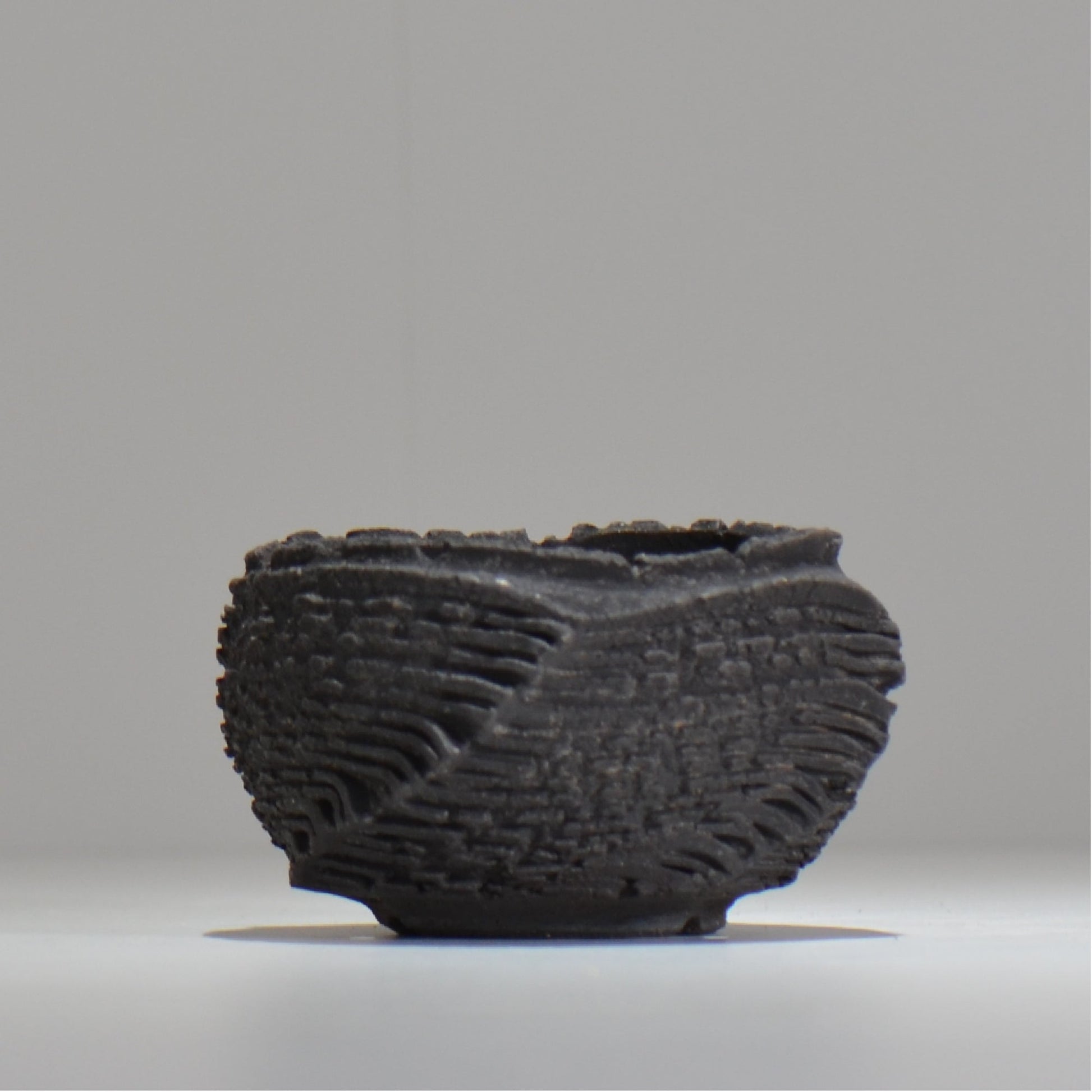 菊地元野 / DANSOU GLOSS ブラック / kg_db04_s /  約φ10cm / 植木鉢
