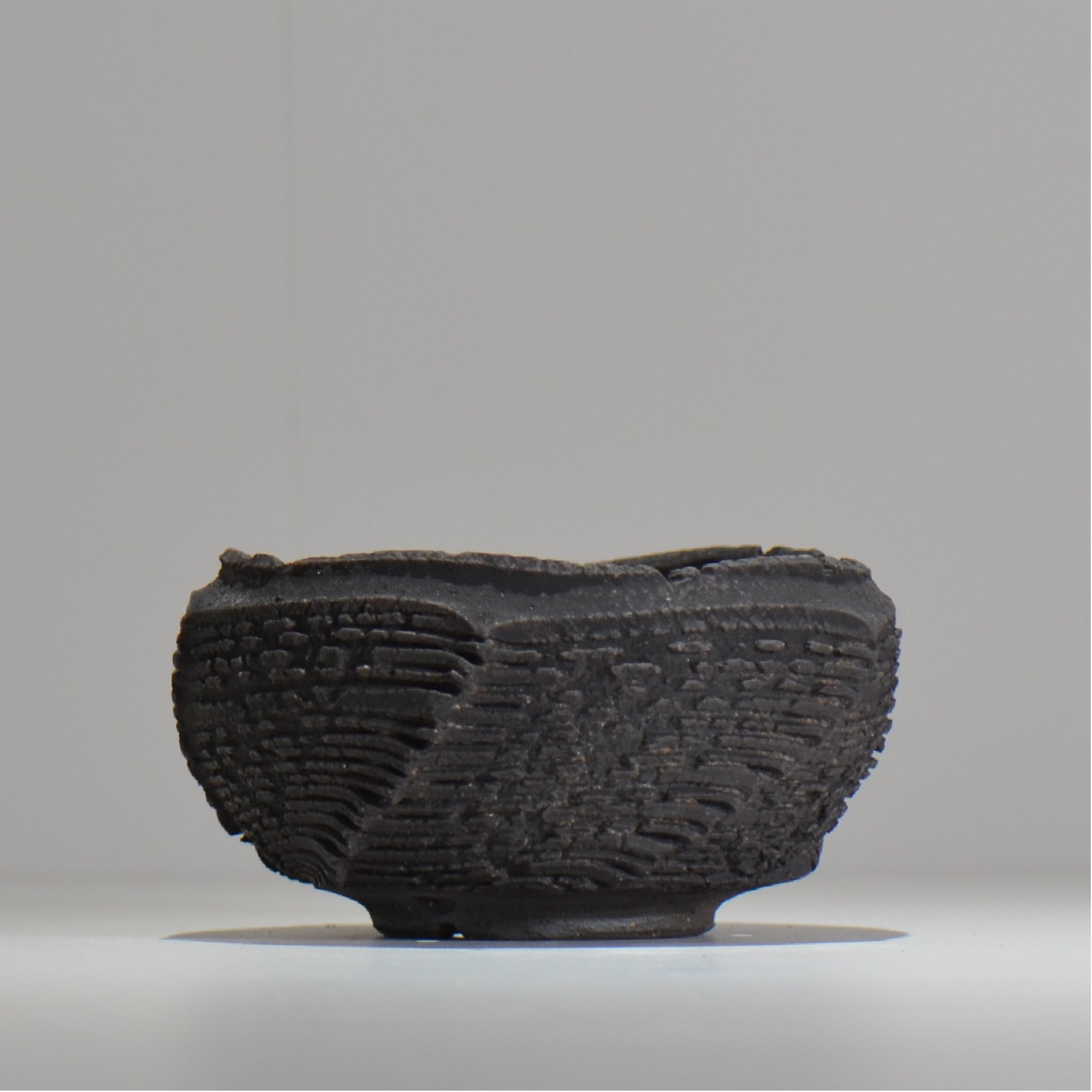菊地元野 / DANSOU GLOSS ブラック / kg_db27_m /  約φ12.5cm / 植木鉢