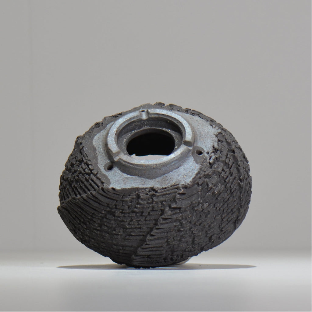 菊地元野 / DANSOU GLOSS ブラック / kg_db27_m /  約φ12.5cm / 植木鉢