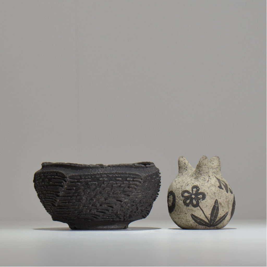 菊地元野 / DANSOU GLOSS ブラック / kg_db27_m /  約φ12.5cm / 植木鉢