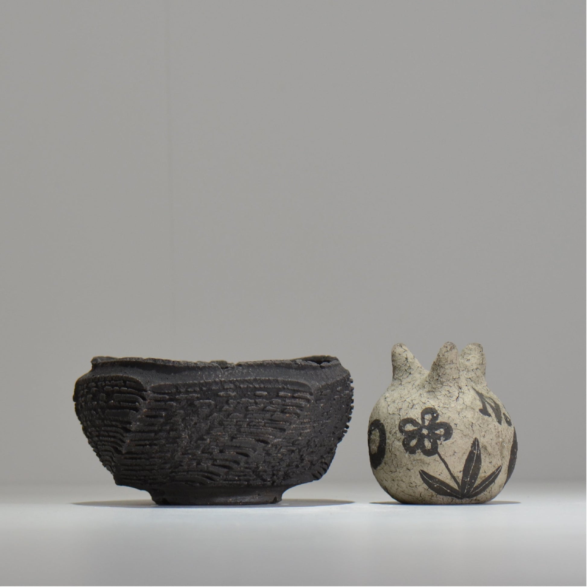 菊地元野 / DANSOU GLOSS ブラック / kg_db27_m /  約φ12.5cm / 植木鉢