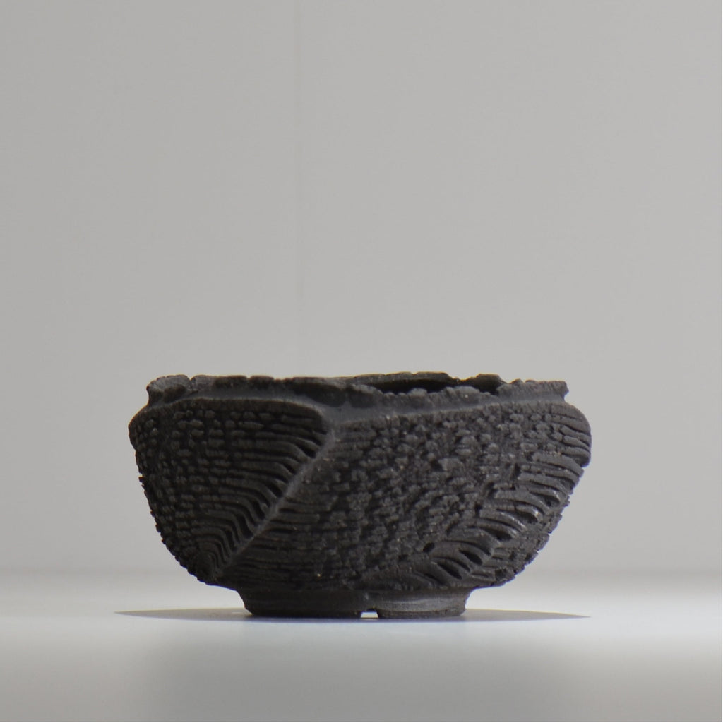 菊地元野 / DANSOU GLOSS ブラック / kg_db24_m /  約φ12.5cm / 植木鉢