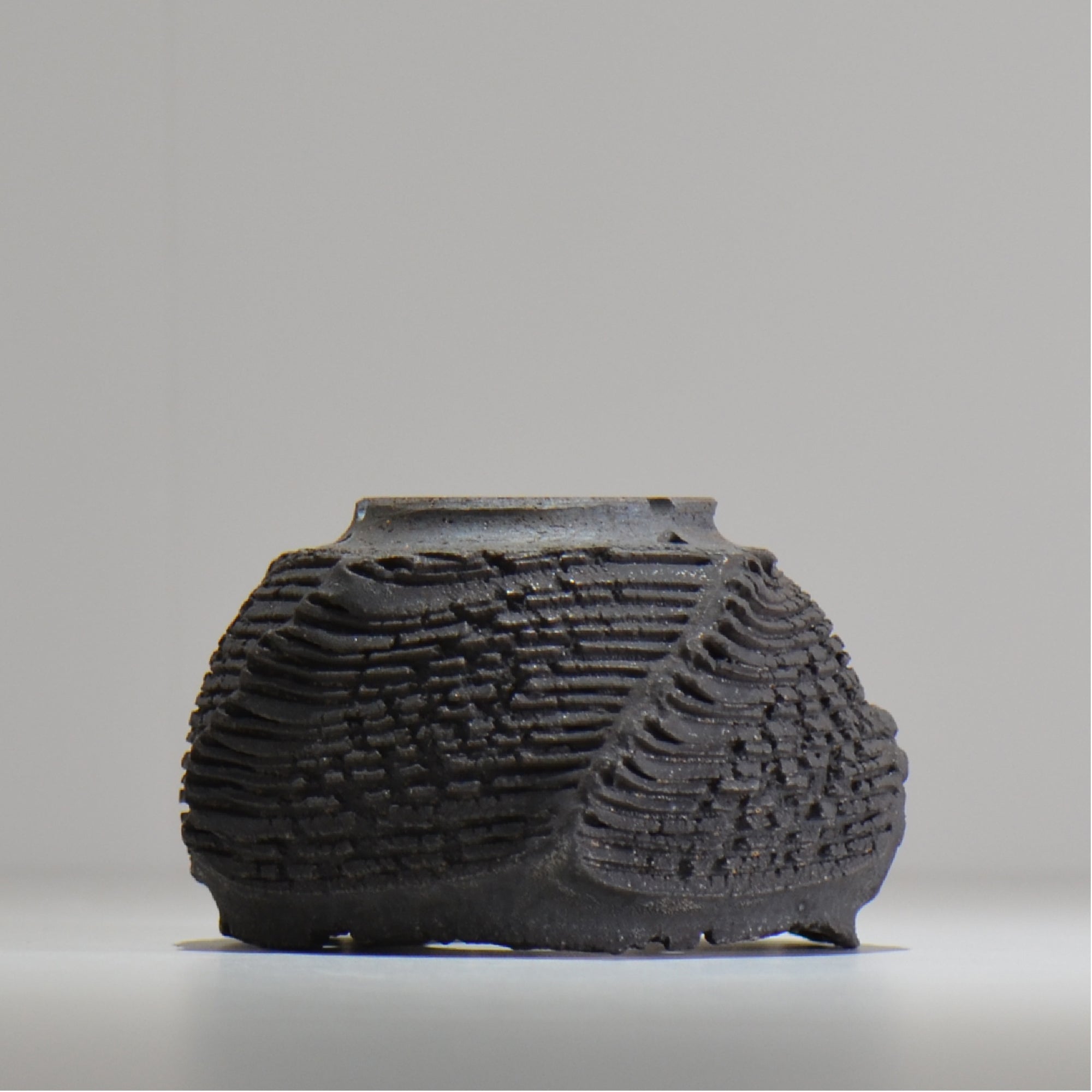 菊地元野 / DANSOU GLOSS ブラック / kg_db26_s /  約φ11.5cm / 植木鉢