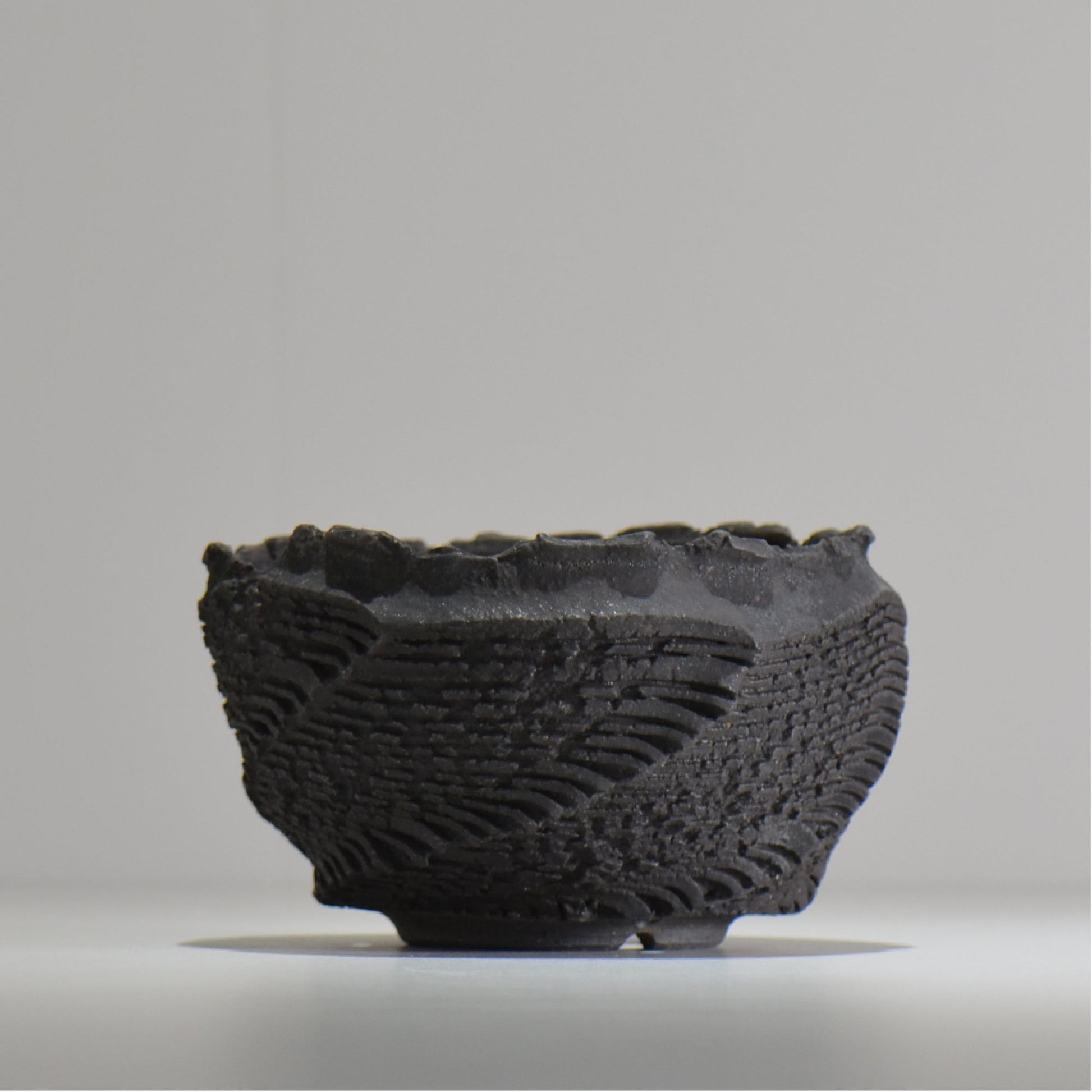 菊地元野 / DANSOU GLOSS ブラック / kg_db43_m /  約φ14cm / 植木鉢
