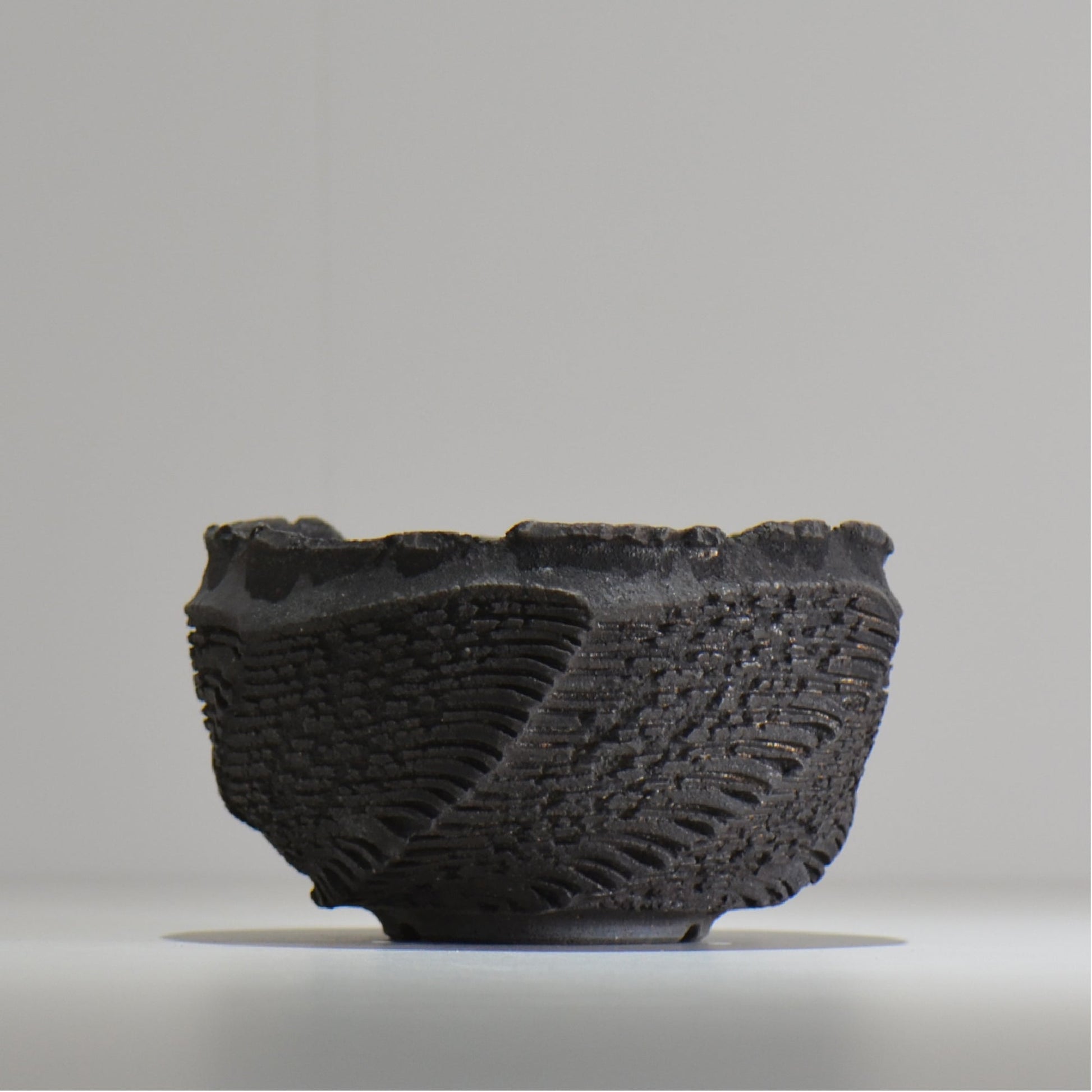 菊地元野 / DANSOU GLOSS ブラック / kg_db43_m /  約φ14cm / 植木鉢