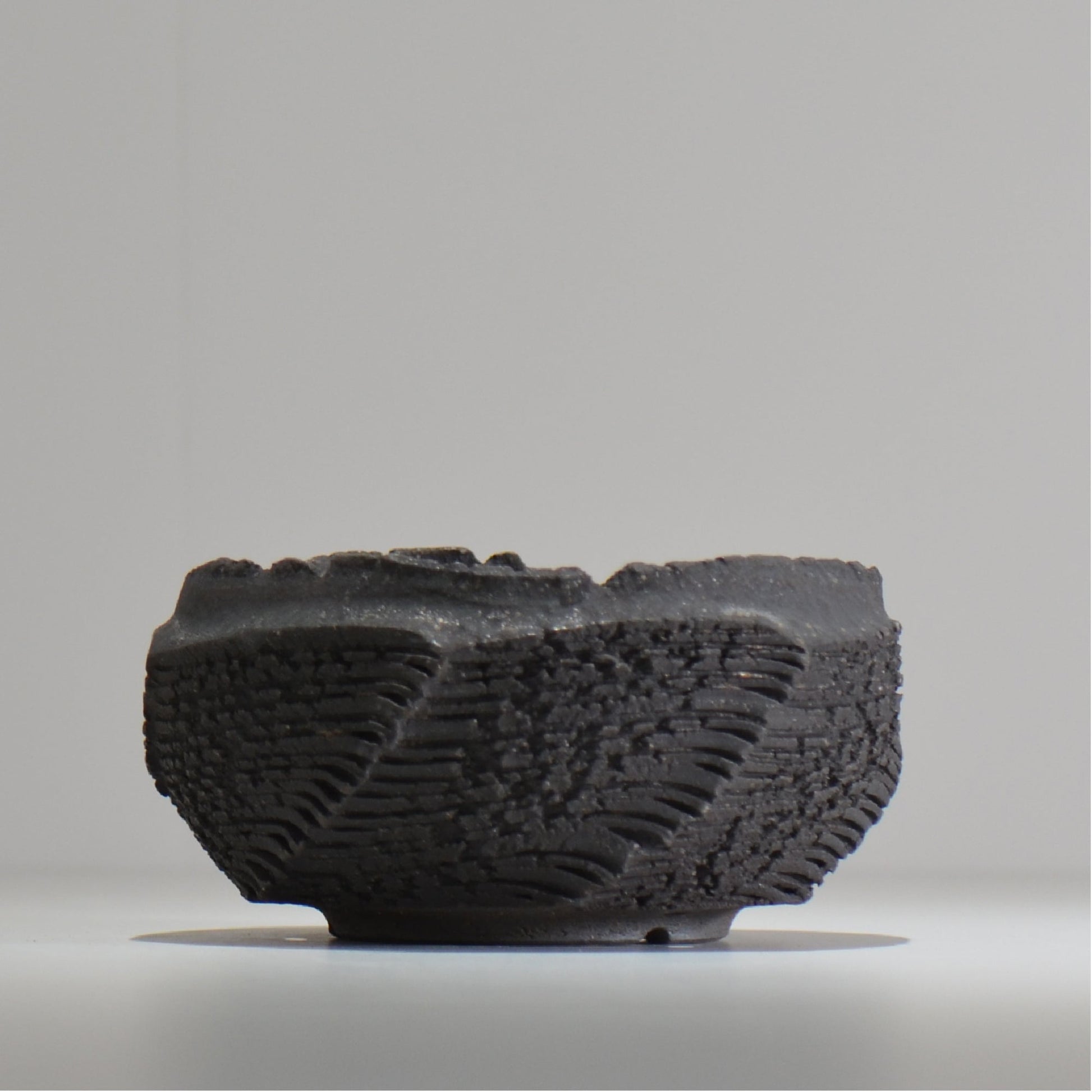 菊地元野 / DANSOU GLOSS ブラック / kg_db44_m /  約φ14cm / 植木鉢